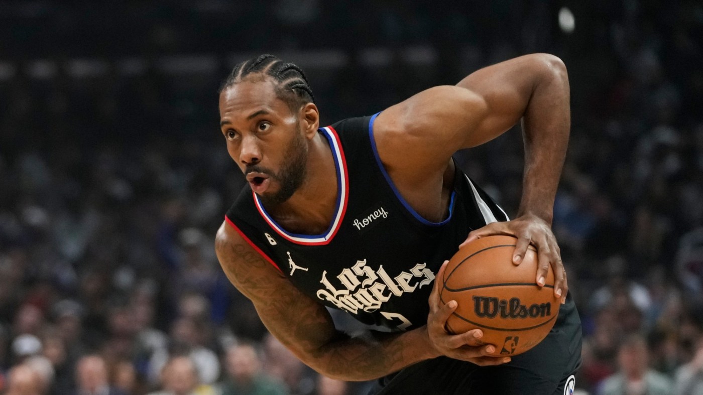 Clippers hit the road with questions about Kawhi Leonard and James Harden 1 AP23077003075620 NK9hPn