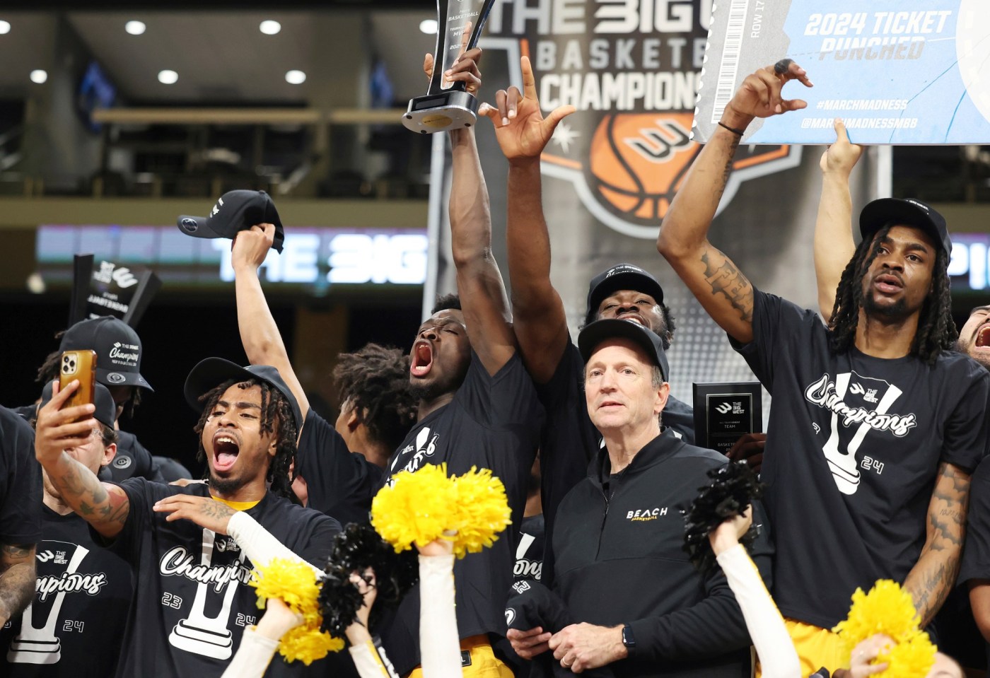 Long Beach State rallies past UC Davis for Big West title, NCAA Tournament berth 1 AP24077156412151 bBYij2