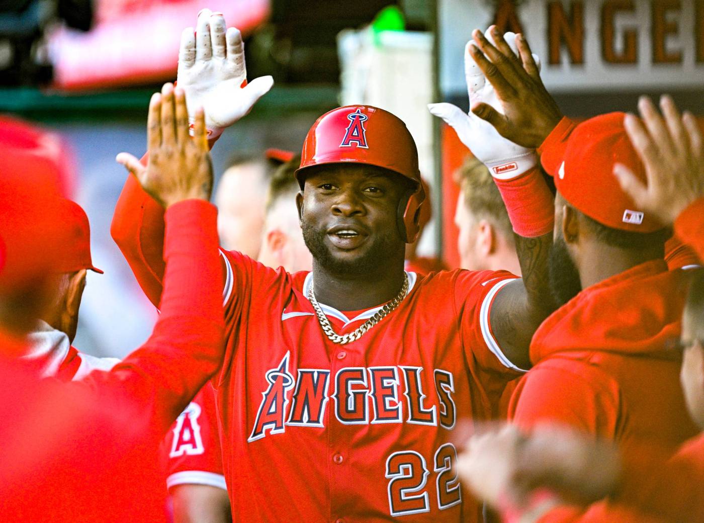 Karros family celebrates but Angels edge Dodgers in Freeway Series finale 1 LDN L FREEWAY 0327 03 LO vf7JrD