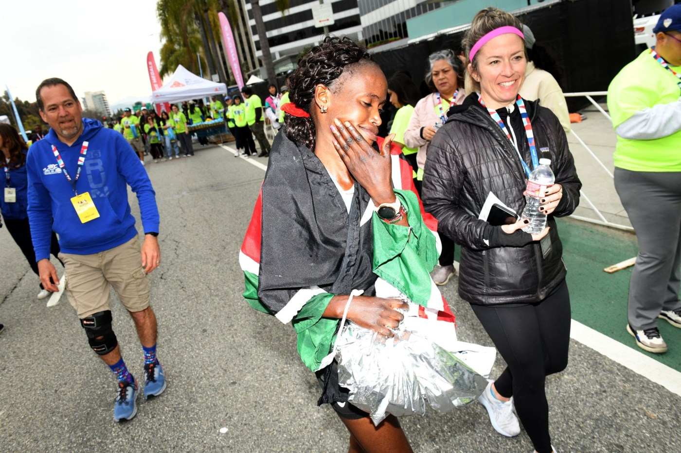 LA Marathon Preview: Elite runners ready to run fast times on St. Patrick’s Day 1 LDN L LA MARATHON 0320 4 DDVBup