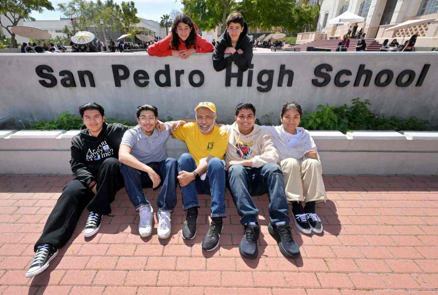 Los Angeles Marathon training builds life skills for ‘Students Run LA’ youths 1 LDN L MARATHON STUDENTS 0314 01 BM cIlq0R