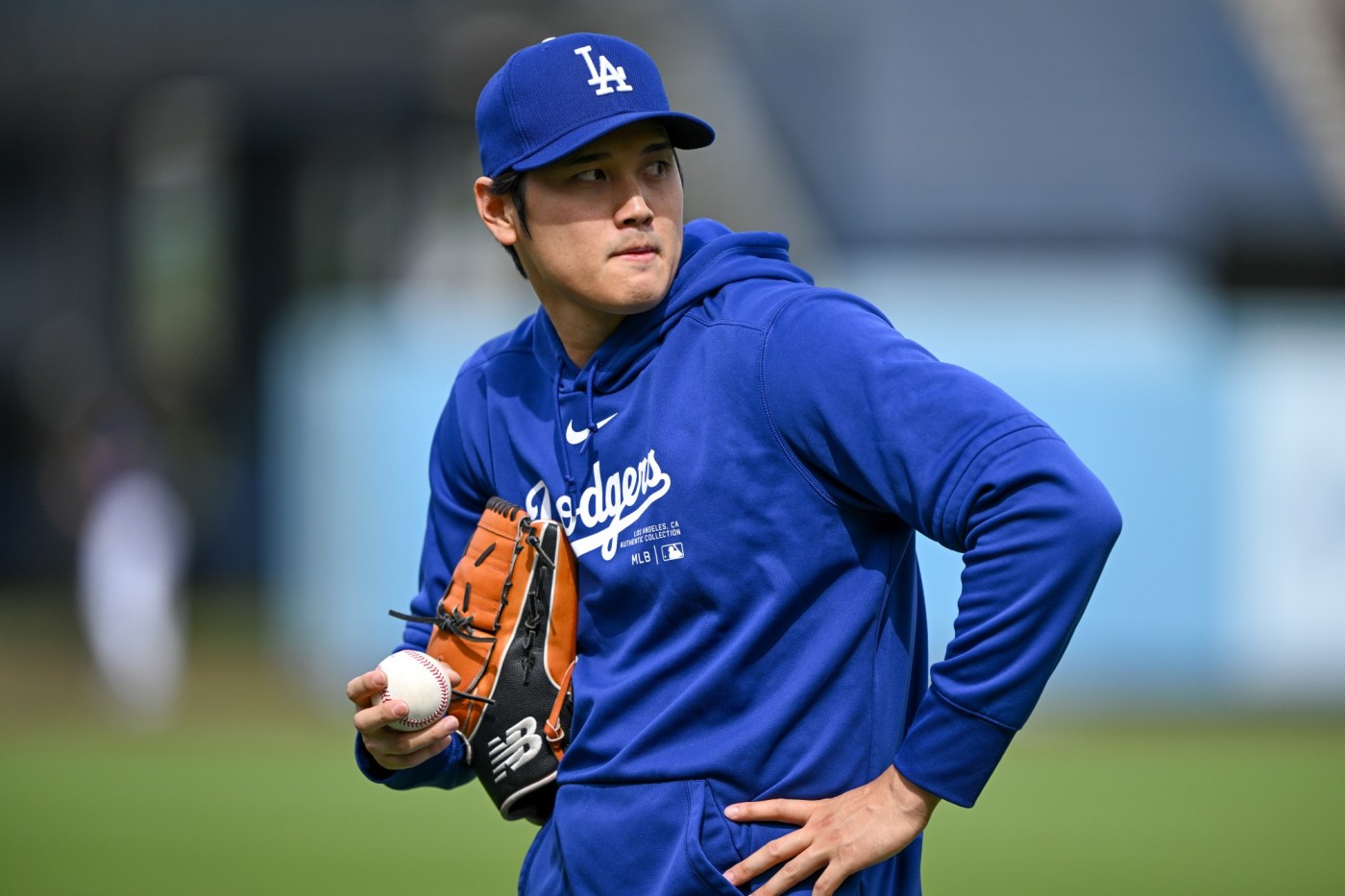 Dodgers’ Shohei Ohtani says he never bet on sports, interpreter Ippei Mizuhara stole money, told lies 1 LDN L OHTANI A1 0326 DC 10 ConKG8