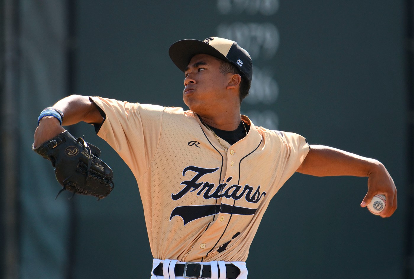 Servite baseball pulls out win over Mater Dei in 8 innings 1 OCR L HSBASE MD SERV 031403 1 GseolT