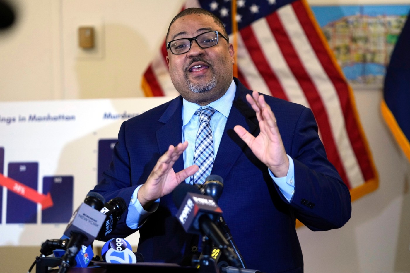 Manhattan District Attorney Alvin Bragg says Trump’s hush money criminal trial isn’t about politics 1 AP24101792305761 WmNLmy