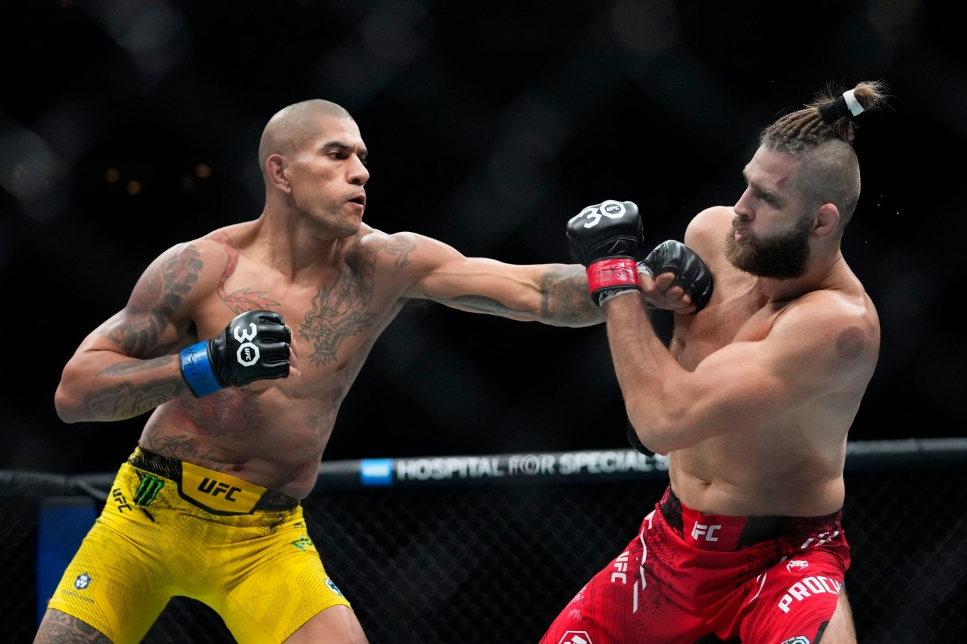 UFC 300: Pereira vs. Hill title fight highlights strong card 1 AP24102804609716 OIdBvY