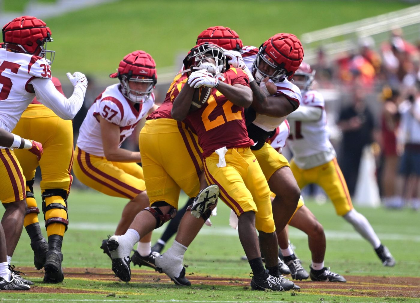 USC’s secondary shines in spring game showcase 1 LDN L UCLA FBC 0420 KB107 zi0H4o