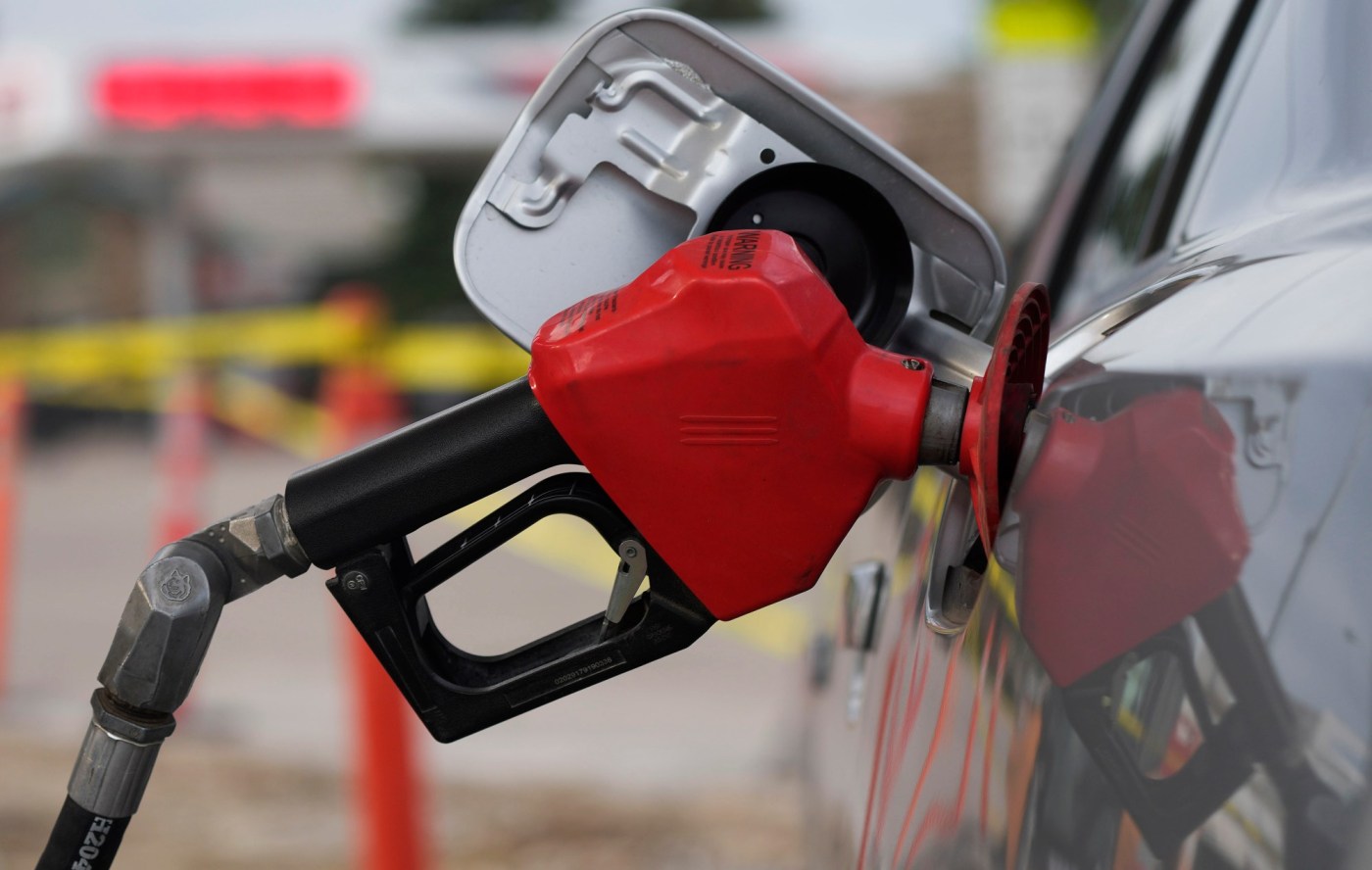 Orange County gasoline prices cool this week 1 LDN Z GASPRICES 0804 n1Ou5q