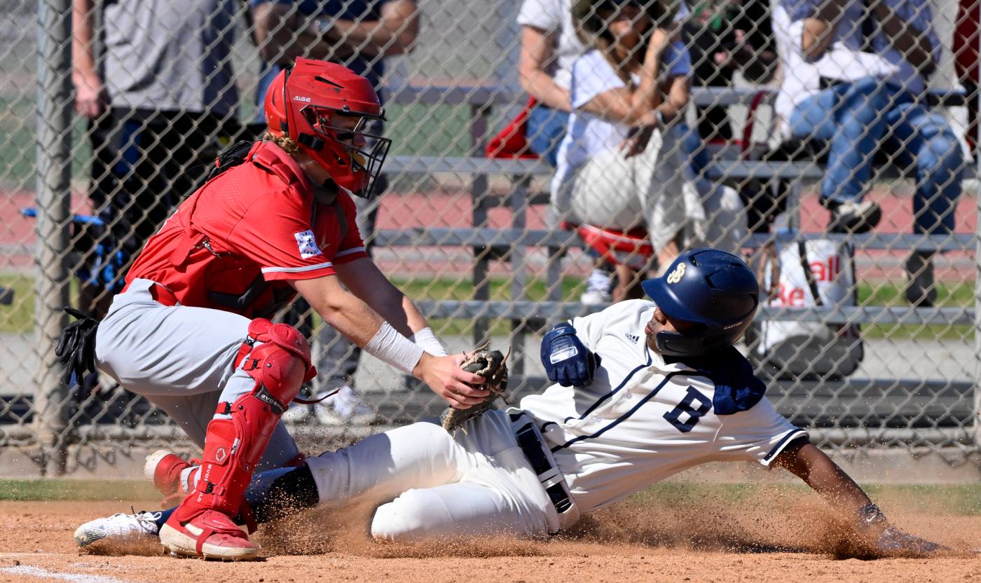 St. John Bosco baseball beats Mater Dei in Trinity League play 1 LPT L HSB BOSCO MD 0410 KB9 1 4z38I5