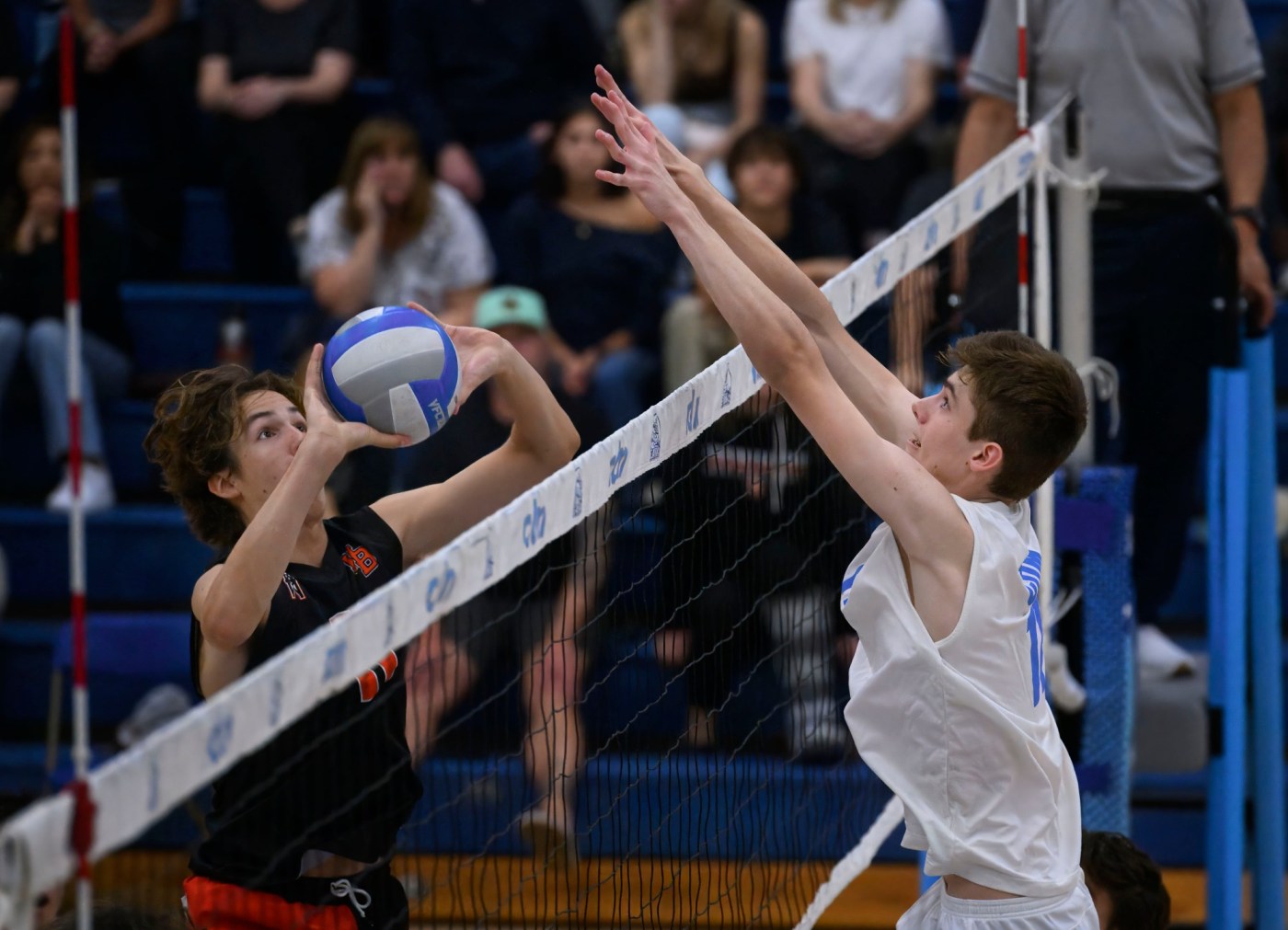Corona del Mar, Newport Harbor among top seeds in Division 1 for CIF-SS boys volleyball playoffs 1 OCR L HSVOL HB CDM 041811 1 uQGHoI