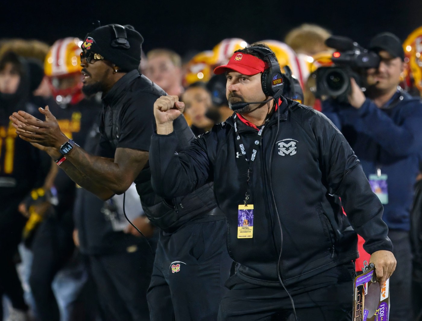 Mission Viejo football scheduled to play Long Beach Poly at SoFi Stadium 1 OCR L MVIEJO STATE 120913 UlWV1U