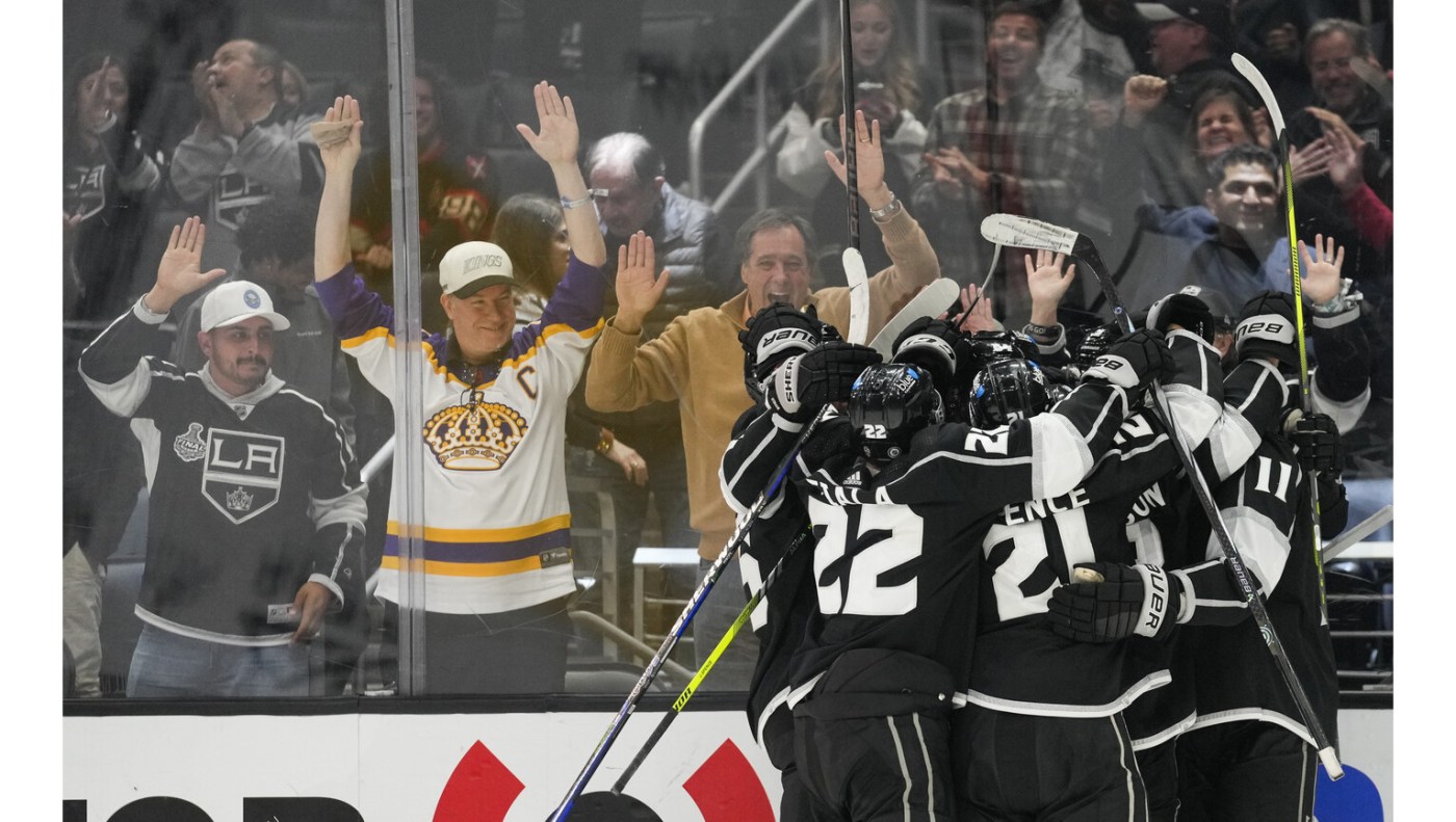 Kings edge Blackhawks in season finale, earn playoff rematch with Oilers 1 imageedit 13 4452798 16x9 1 Vceo6Q