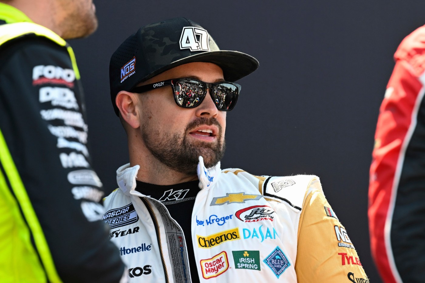 NASCAR Coca-Cola 600: Ricky Stenhouse Jr. vows not to retaliate against Kyle Busch 1 AP24143451313642 vSfaPh