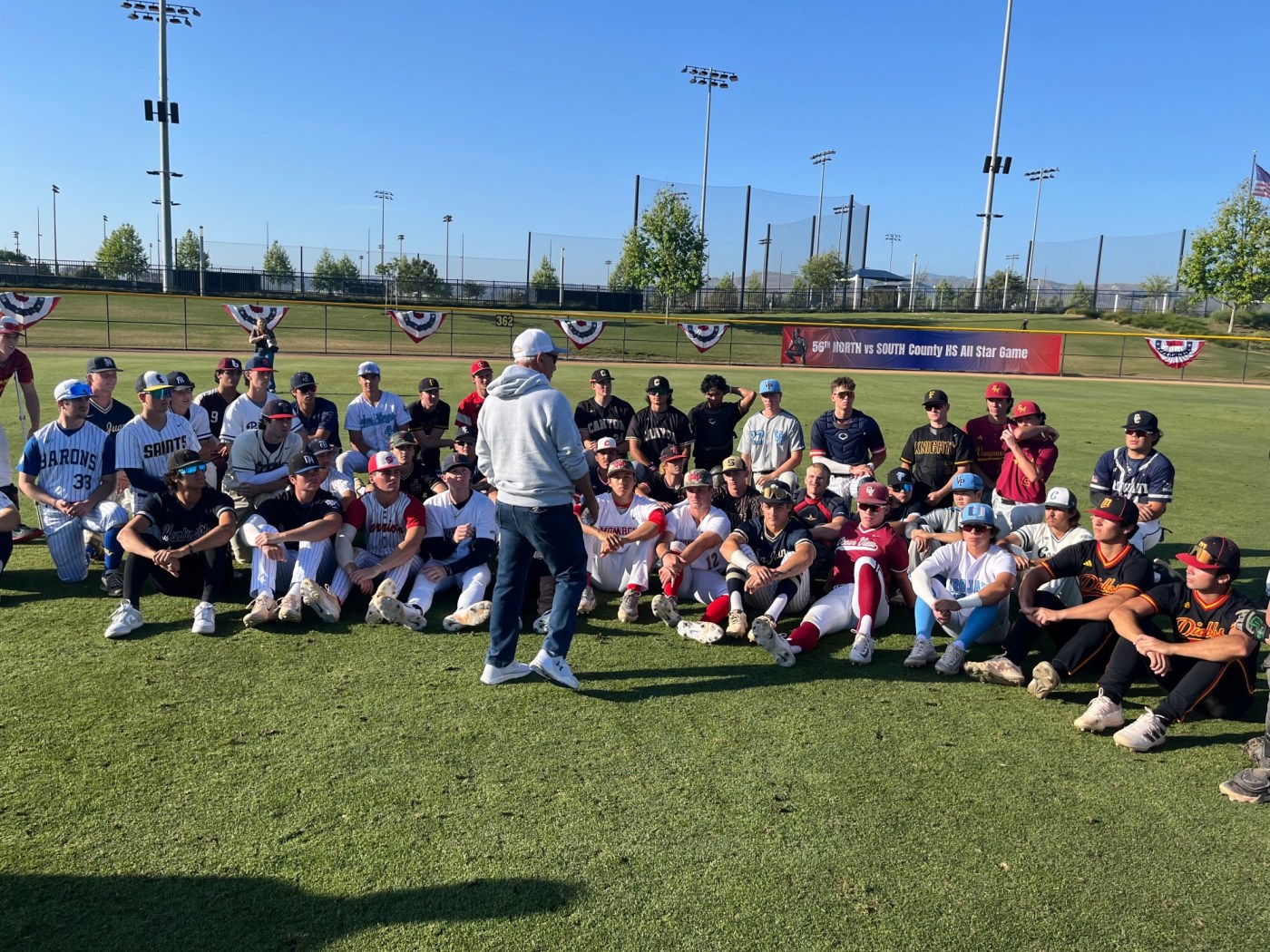 Wild pitch in ninth helps North beat South in Orange County All-Star Baseball Game 1 All.Stars DdmQqU