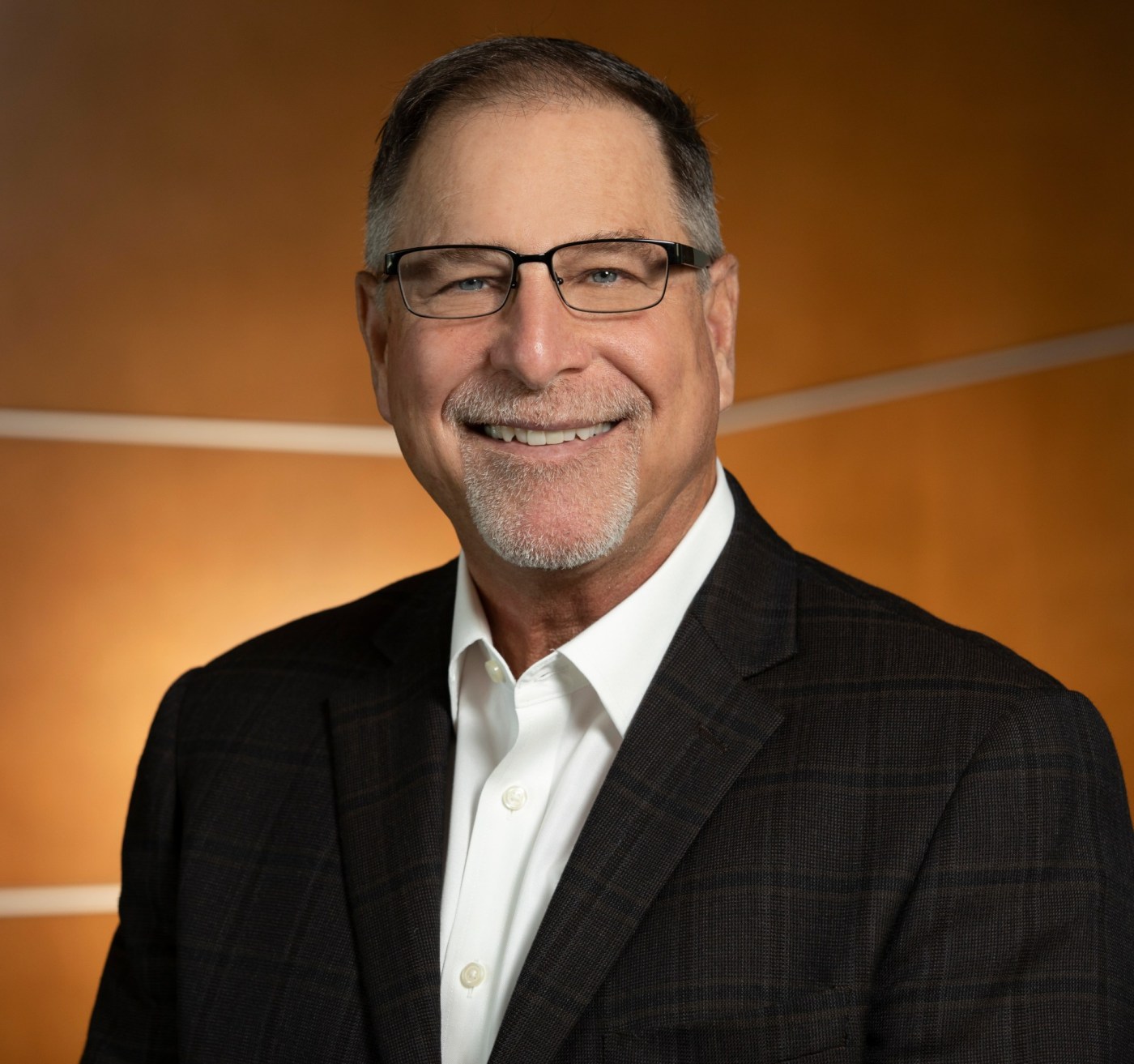 Longtime homebuilder credits CSUF education for career, philanthropic work 1 CSF L COLER 0425 6qsPkF