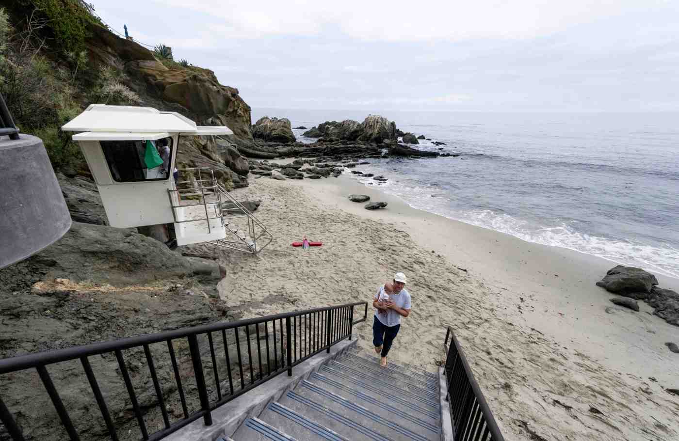 New design for lifeguard tower at Moss Beach unveiled as access reopens 1 OCR L MOSS 0518 02 PB 1 KM2Spg