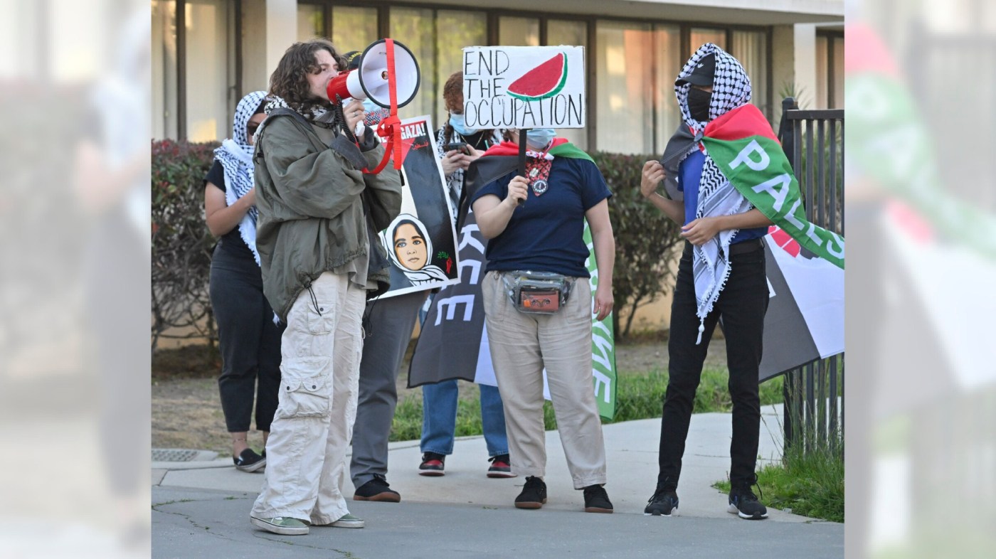 Pro-Palestinian activists at Cal State LA march against invasion of Rafah 1 SGT L PROTEST CSULA 16x9 1 dqVXzK