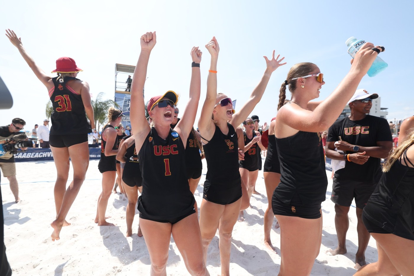 USC, UCLA will rematch in NCAA beach volleyball final 1 TS3 8221