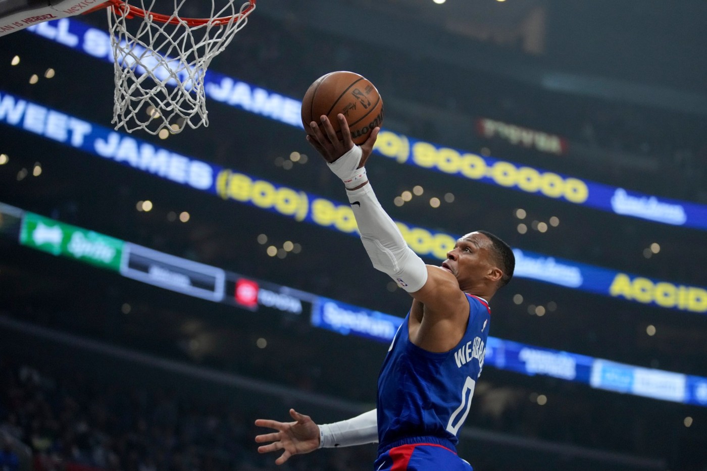 Russell Westbrook picks up player option with Clippers 1 AP24104110879983 HhA9jl