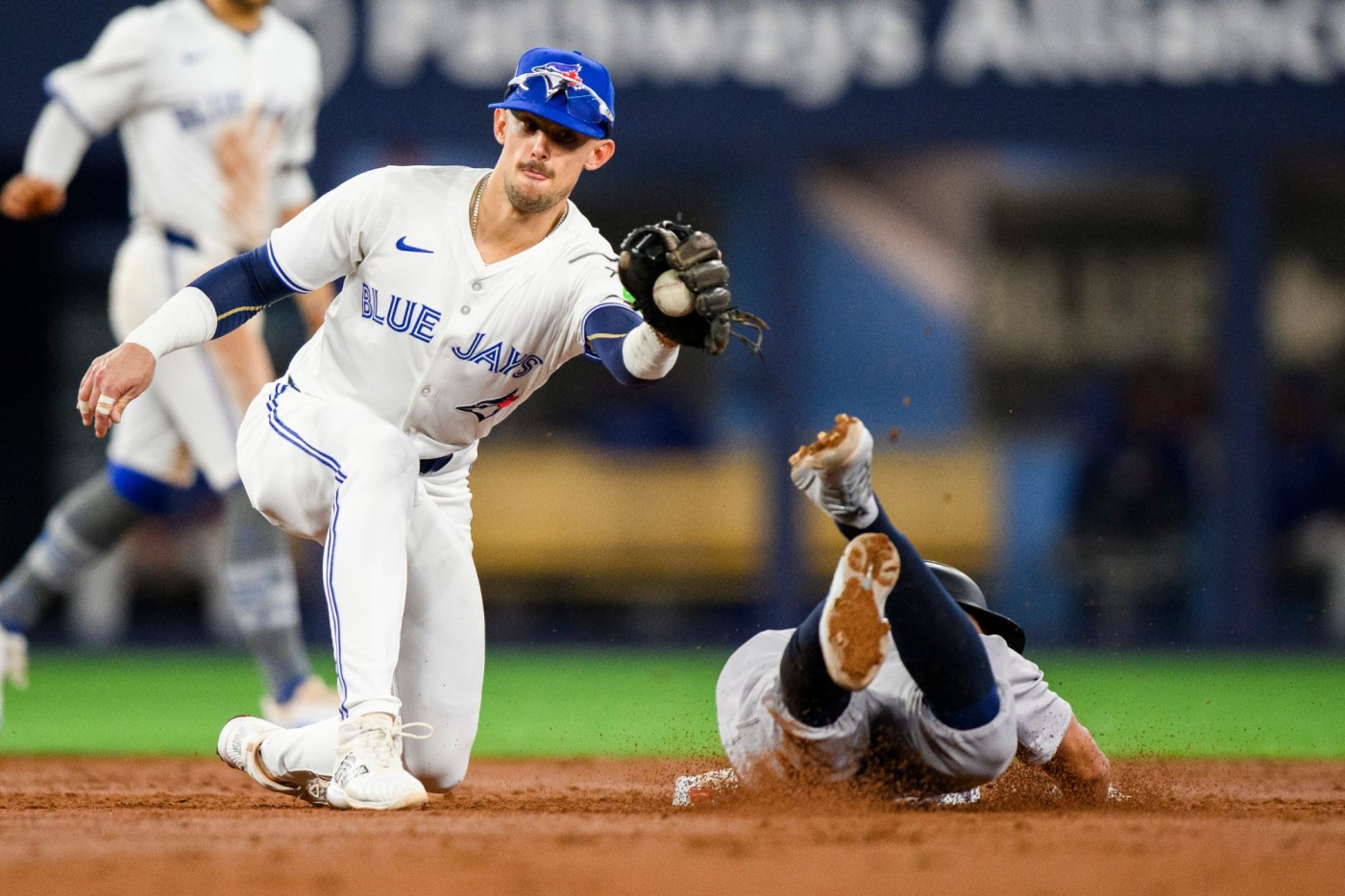 Dodgers trade for infield depth, adding Cavan Biggio from the Blue Jays 1 AP24107020334119 KDFrXi