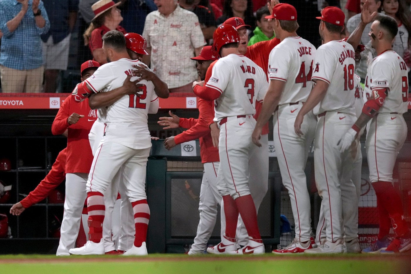 Kevin Pillar’s walk-off hit leads Angels past Tigers in 10th inning 1 AP24182187794276 FpKzCc