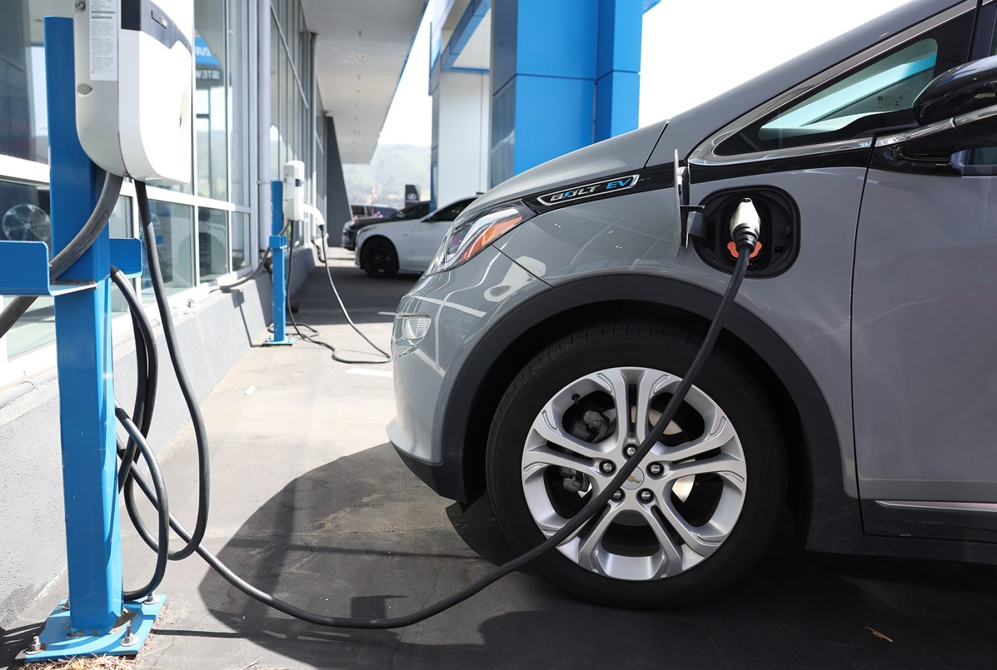 When will America get its $25,000 electric car? 1 BIZ AUTO CHEAP EV GET s9nOKt
