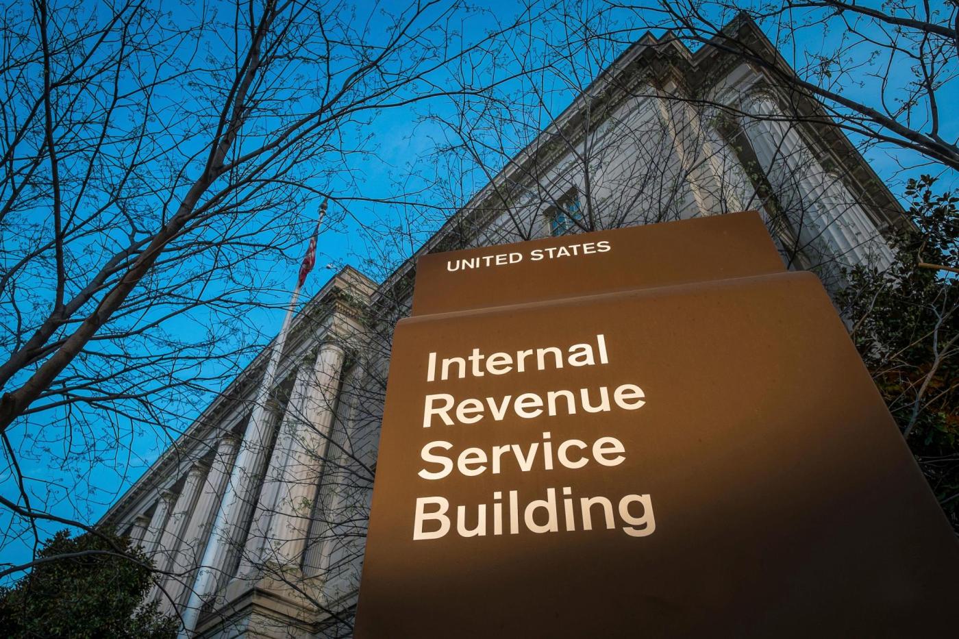 IRS High Income Taxpayers 74571 mc1L57