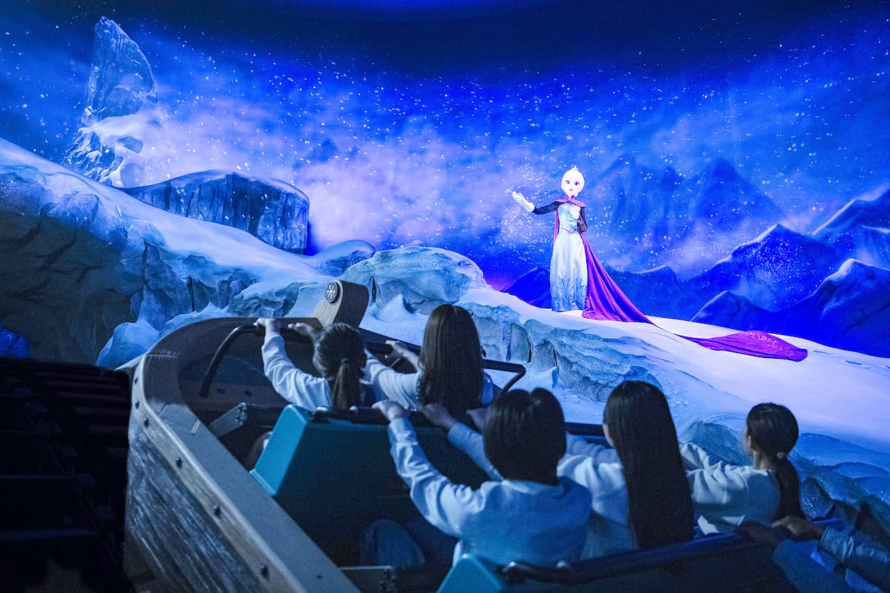 OCR L FROZEN RIDE TOKYO DISNEYSEA 0605 06 H2XJNB