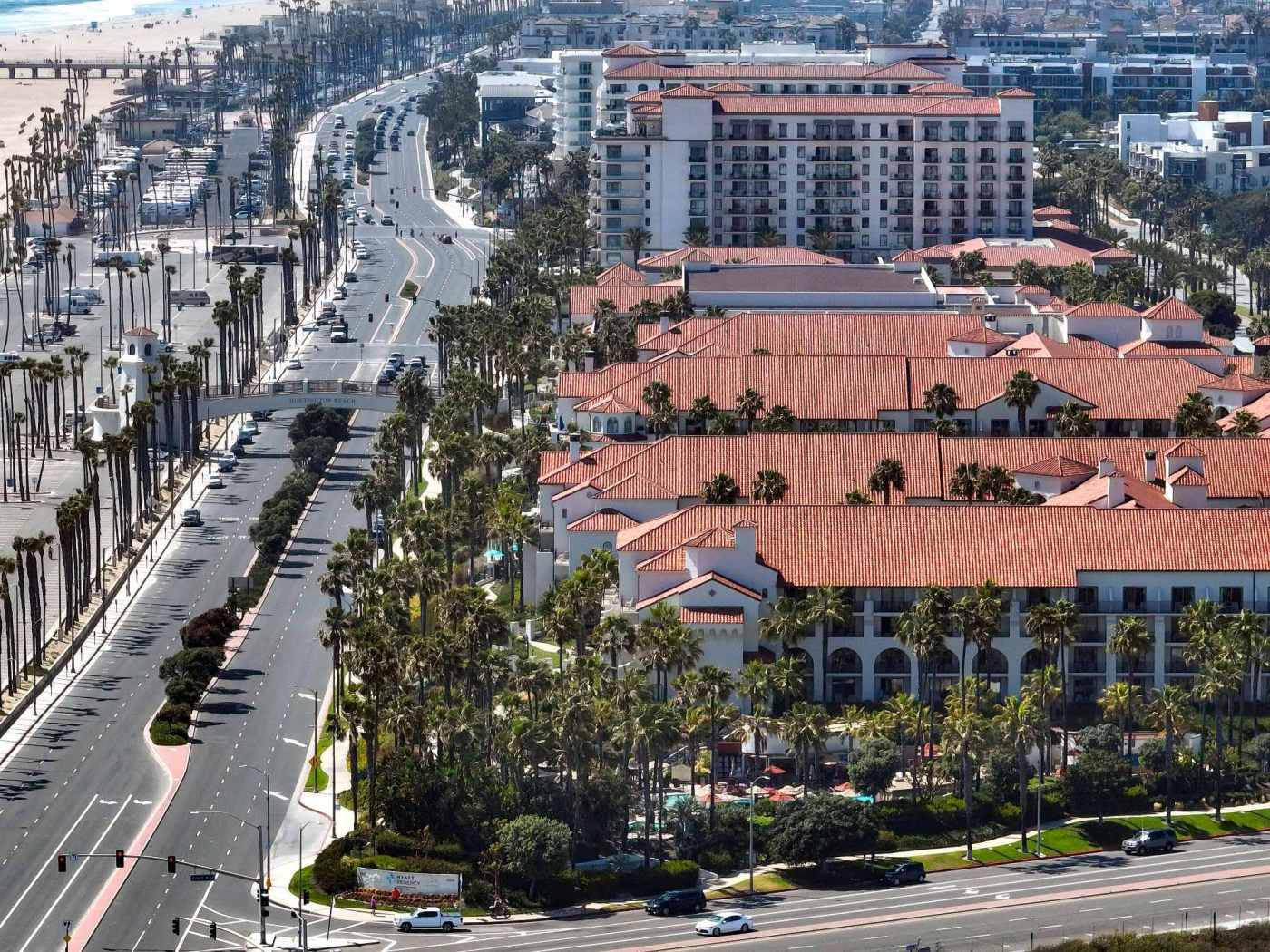 Huntington Beach tourist district looking at collecting more from room rentals 1 OCR L HBCOURTVICTORY 0507 JG 03 97523547 ZZGaWA
