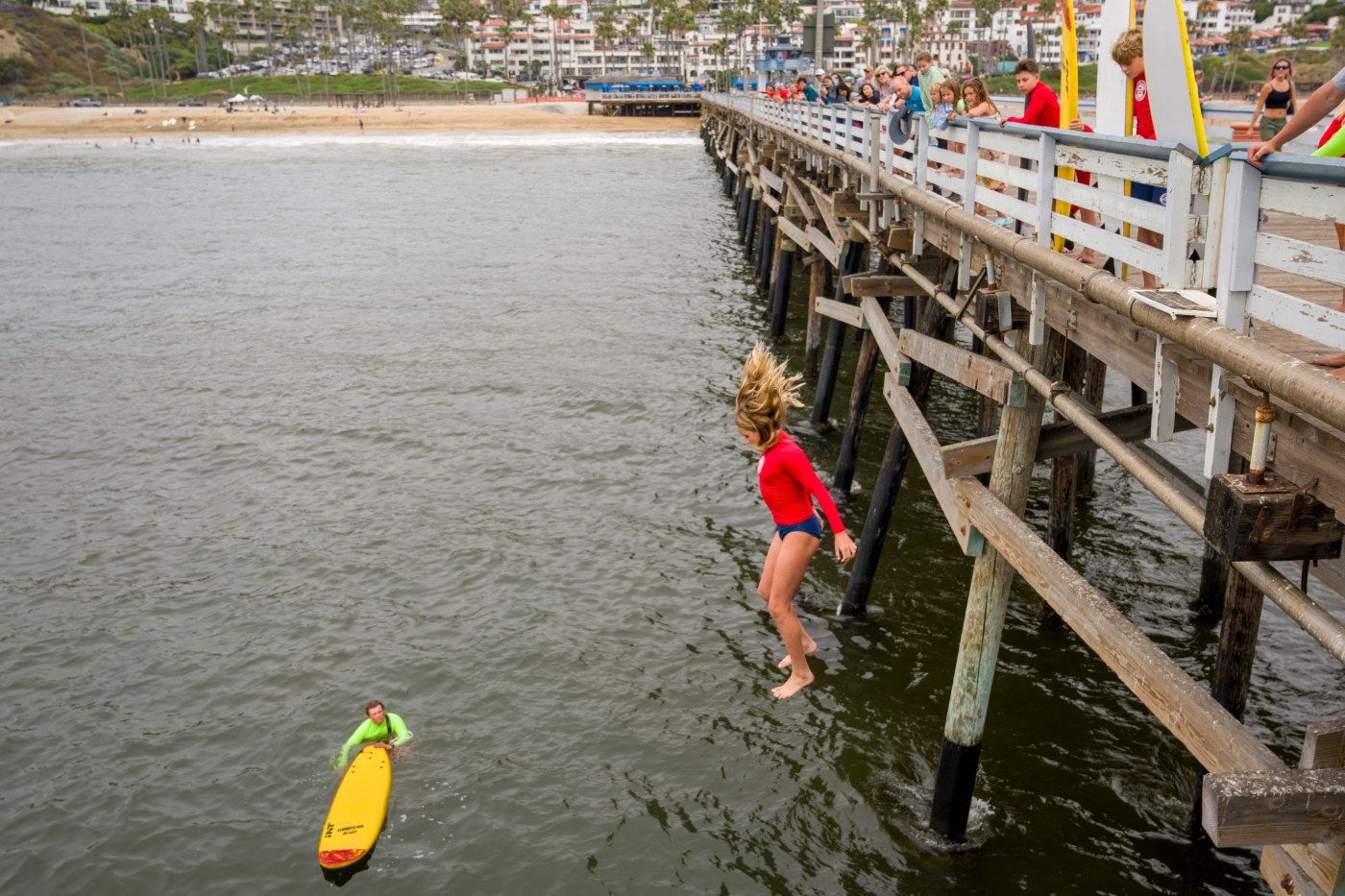 Pier jump gives junior lifeguards thrilling start to summer 1 OCR L PIERJUMP 0612 06 LO 1 smPRAX