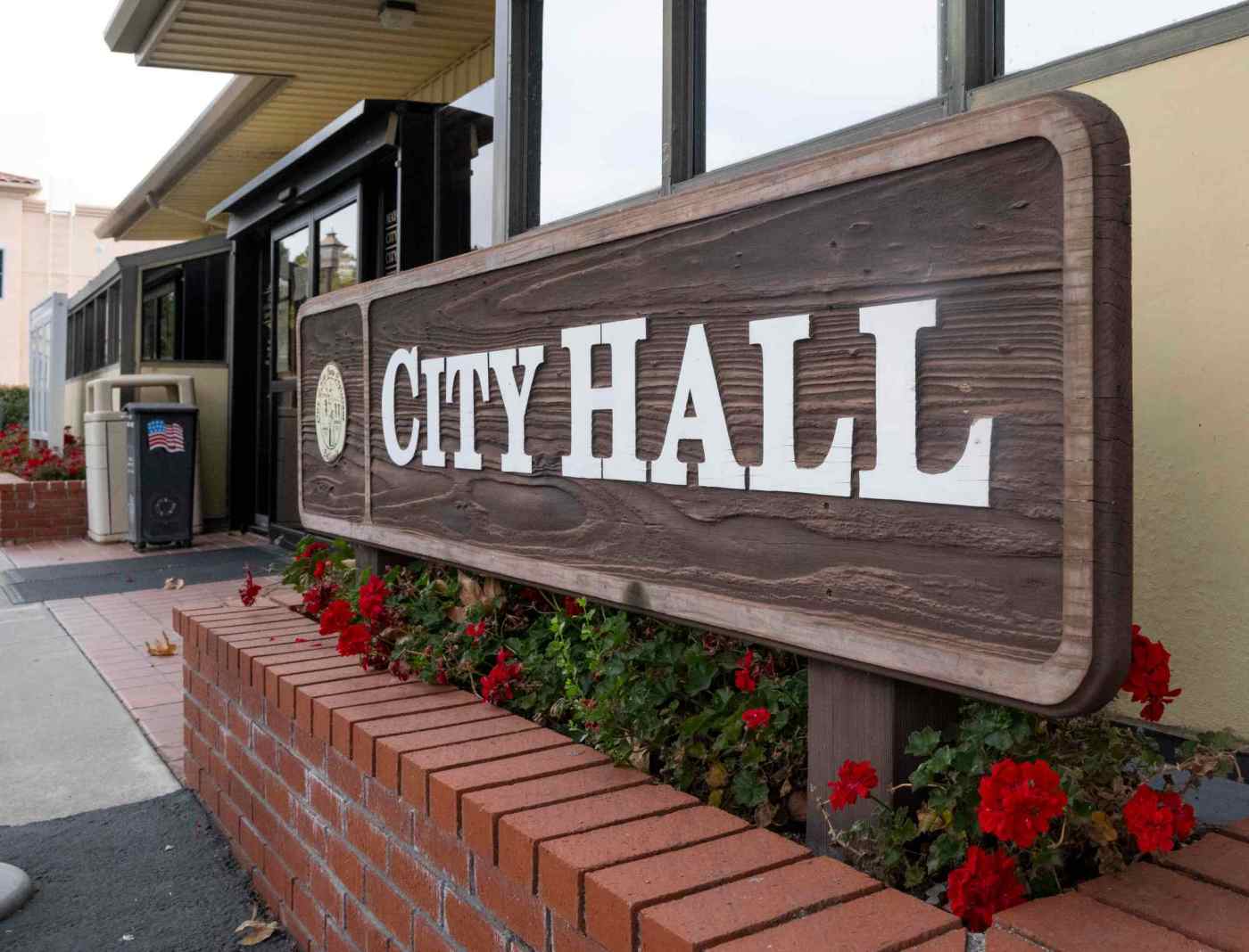 Is your city manager one of 14 in California to make $500,000? Find out 1 OCR L SJCEQUSTBL 0305 BycYM1