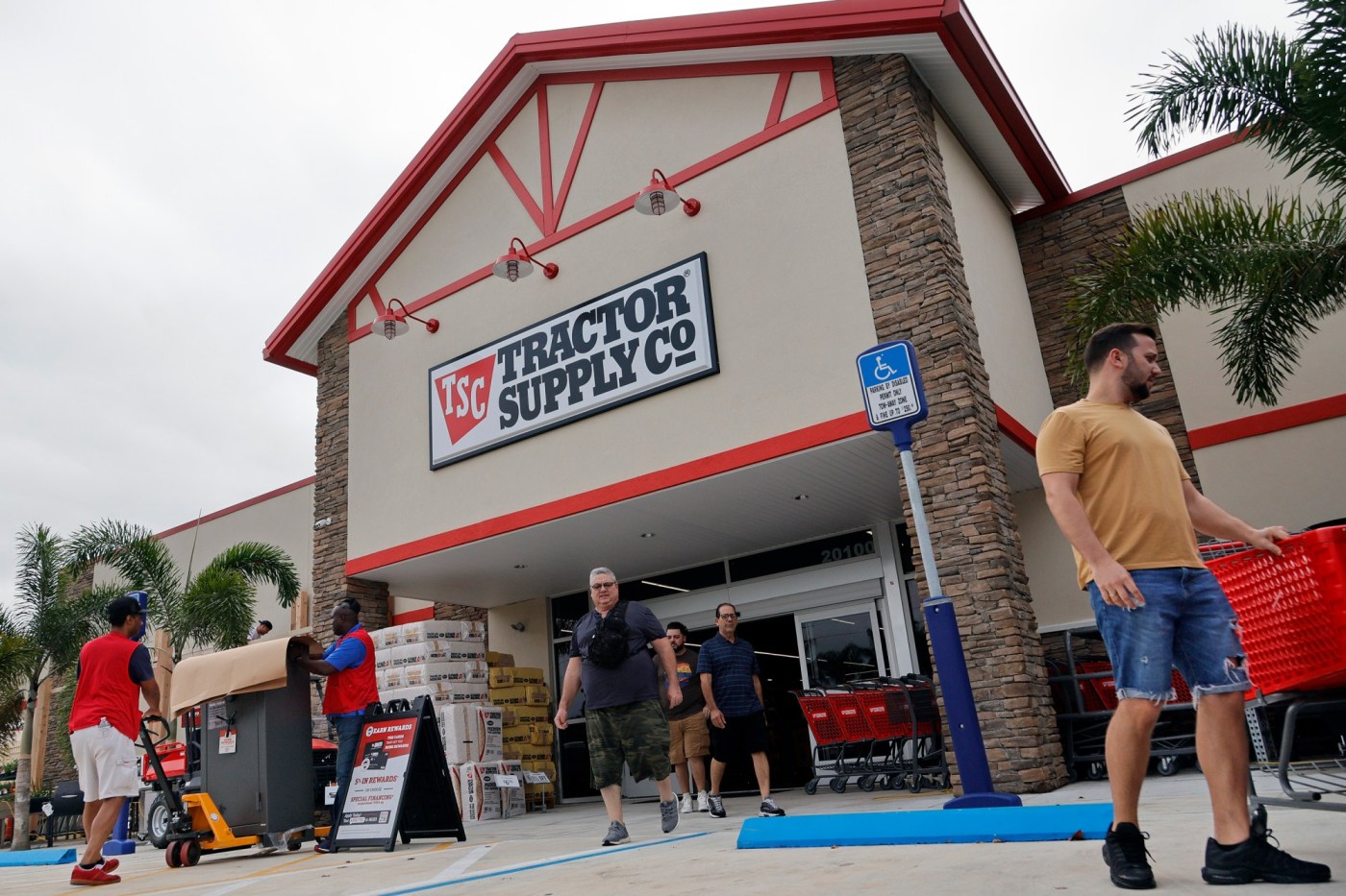 Tractor Supply ditches diversity roles, climate goals after online attacks 1 OCR Z BIZRDP TRACTOR 0629