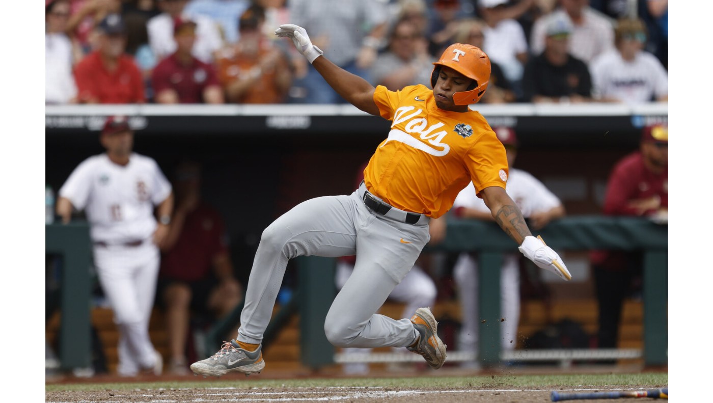 College World Series: Tennessee, Texas A&M advance to all-SEC title series 1 imageedit 8 62876677 16x9 1 5Kr2fL