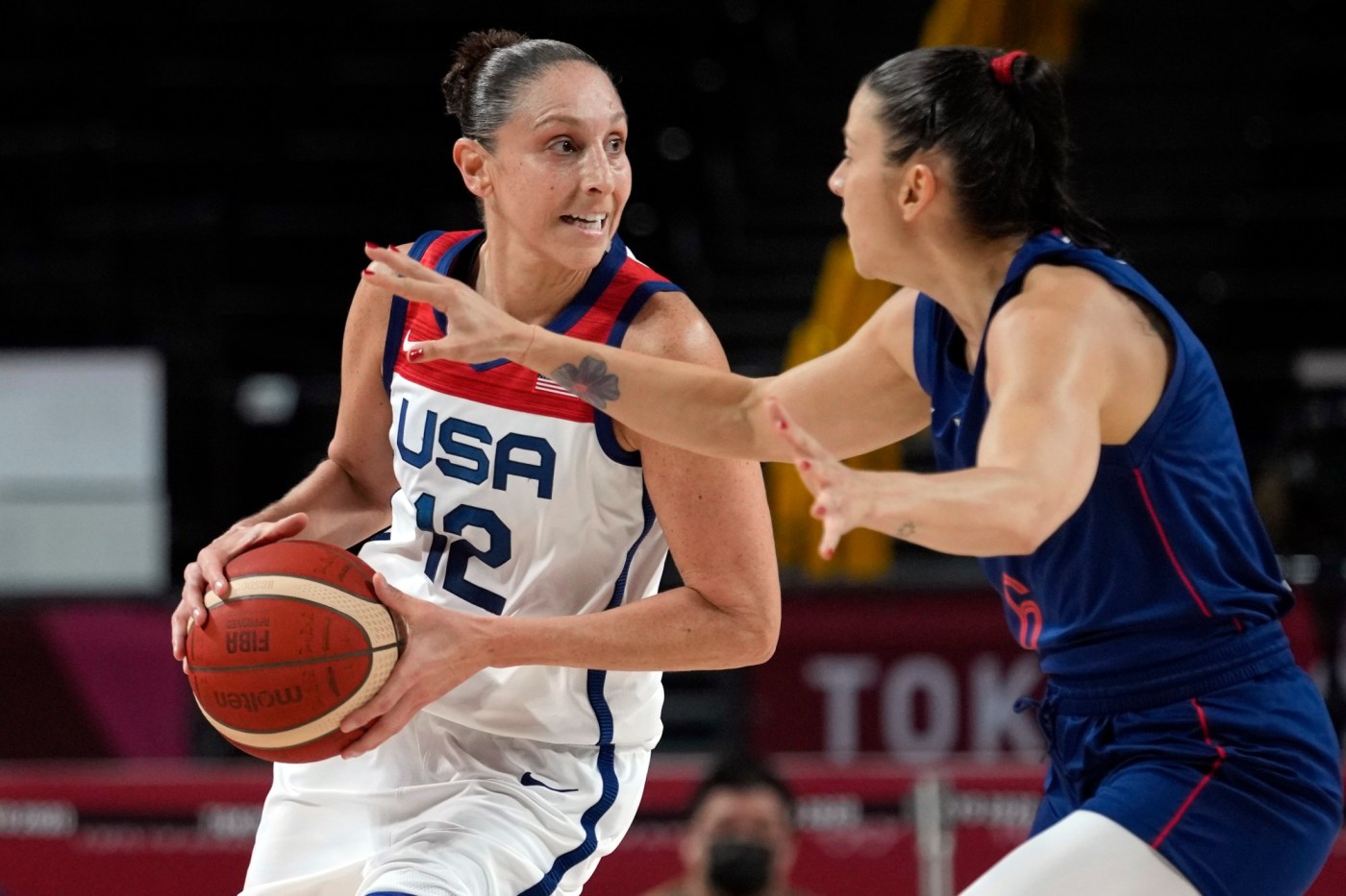 US women’s basketball team looks to continue Olympic dominance, seeking 8th straight gold in Paris 1 AP24191665702658 KJczzJ