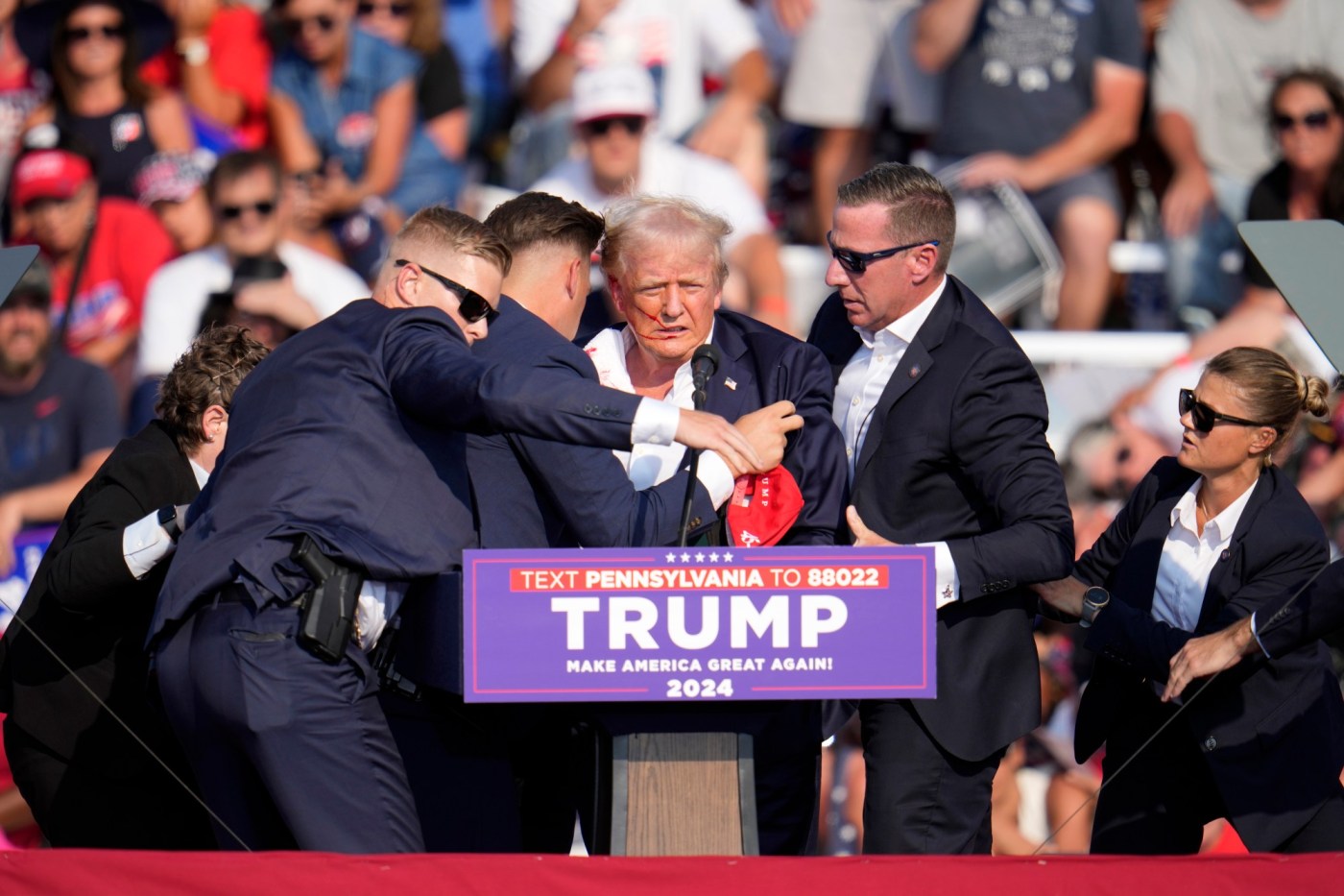 Photos: Trump injured after shooting at rally leaves attendee and gunman dead 1 AP24195808907865 bCUjdW