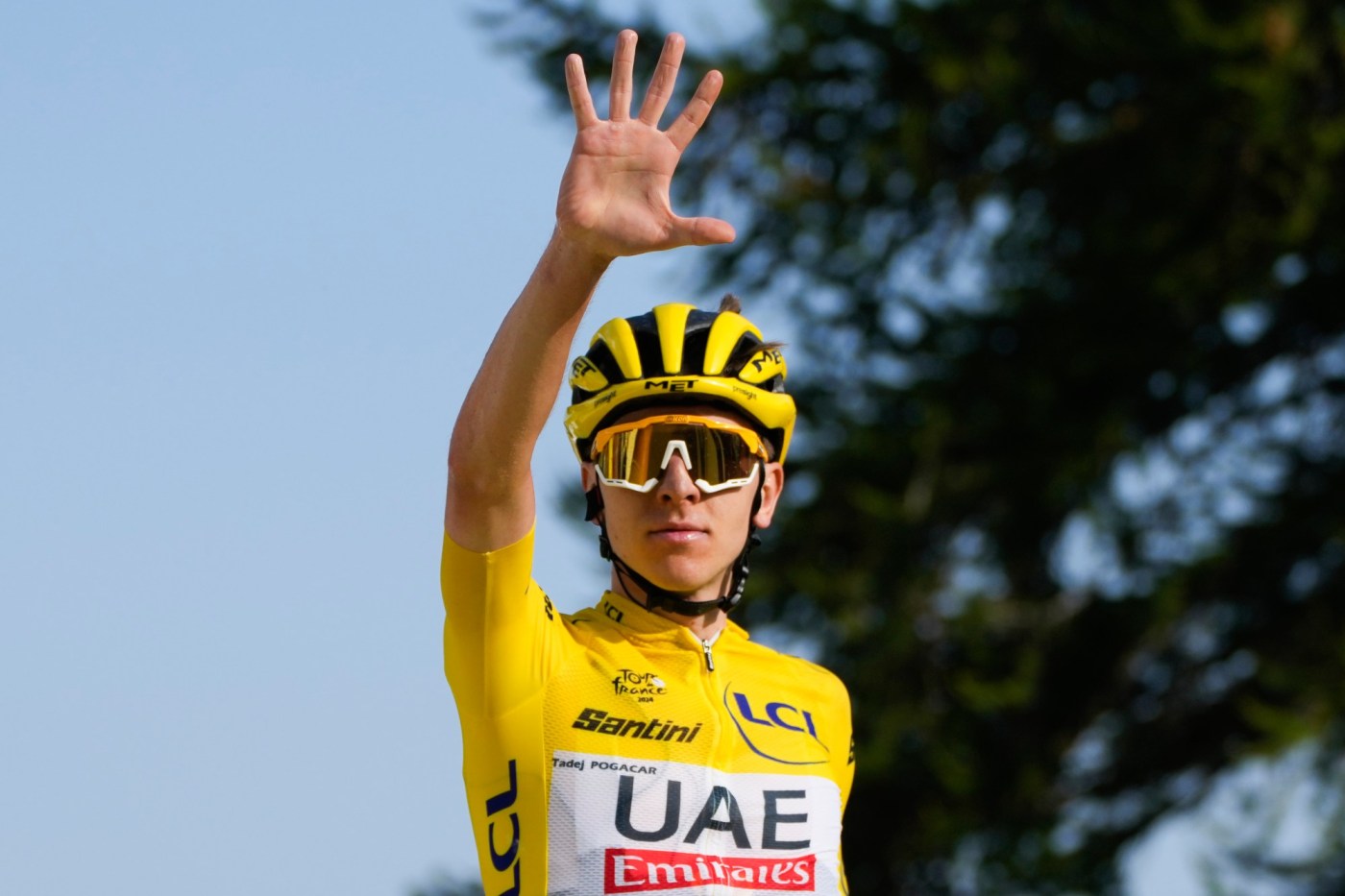 Tour de France: Tadej Pogacar ties 76-year-old record on cusp of 3rd title 1 AP24202591434636 mNgG3V