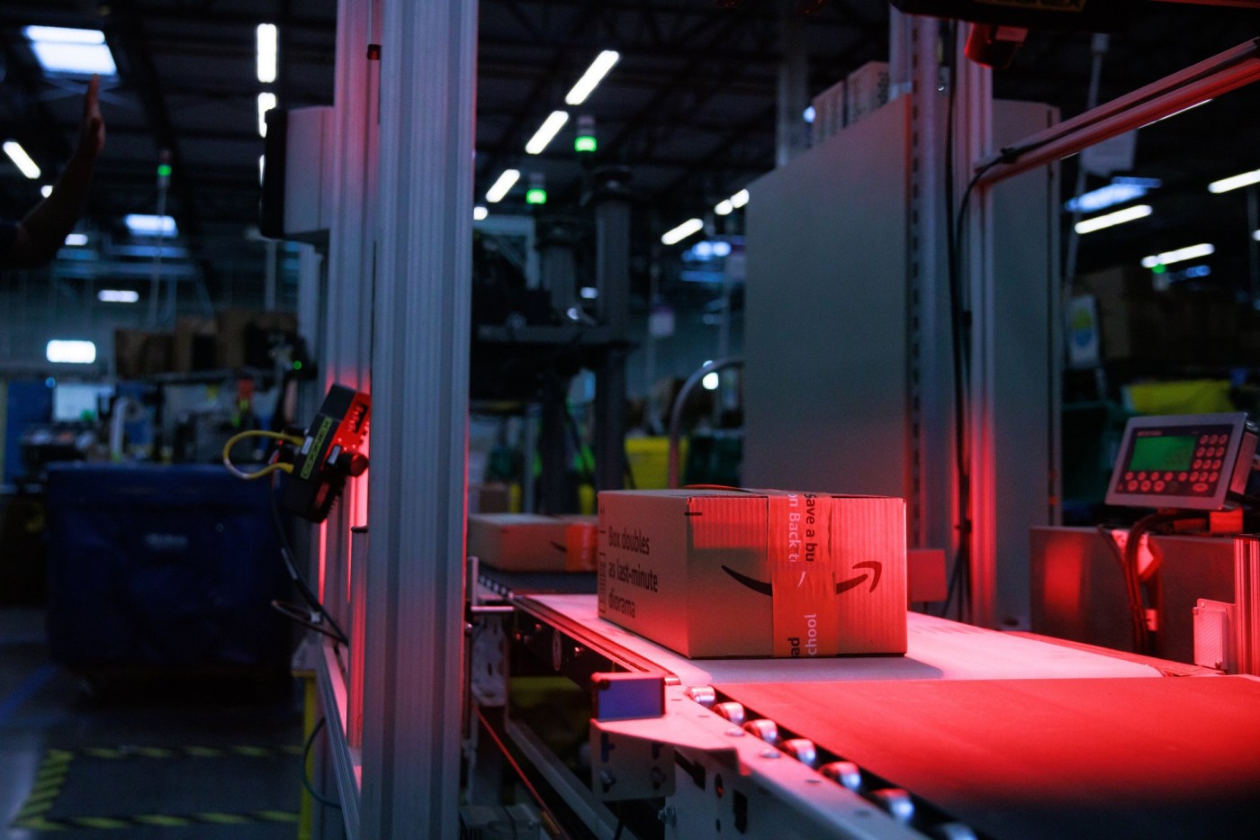 BIZ AMAZON CLIMATE PLEDGE 1 SE GzCCe0