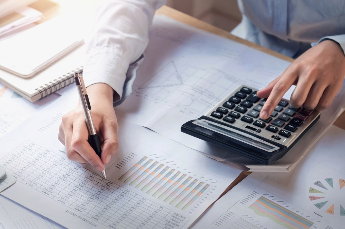 Survey: The average American feels they’d need over $200K a year to be financially comfortable 1 BIZ PFP BANKRATE INCOME DMT