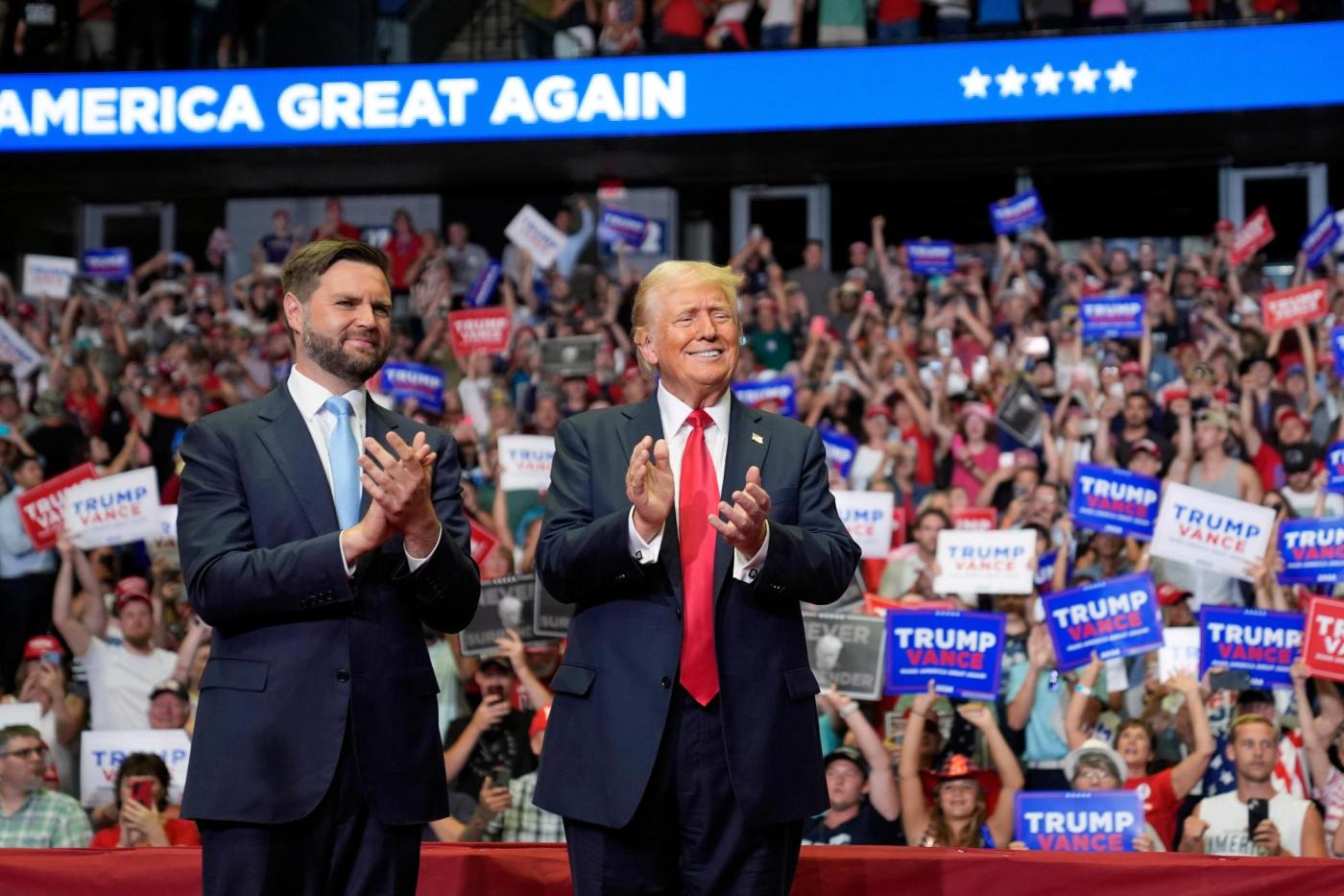 Trump holds first rally after assassination attempt with his new running mate, Vance, by his side 1 Election 2024 Trump 21016 OgKFW3