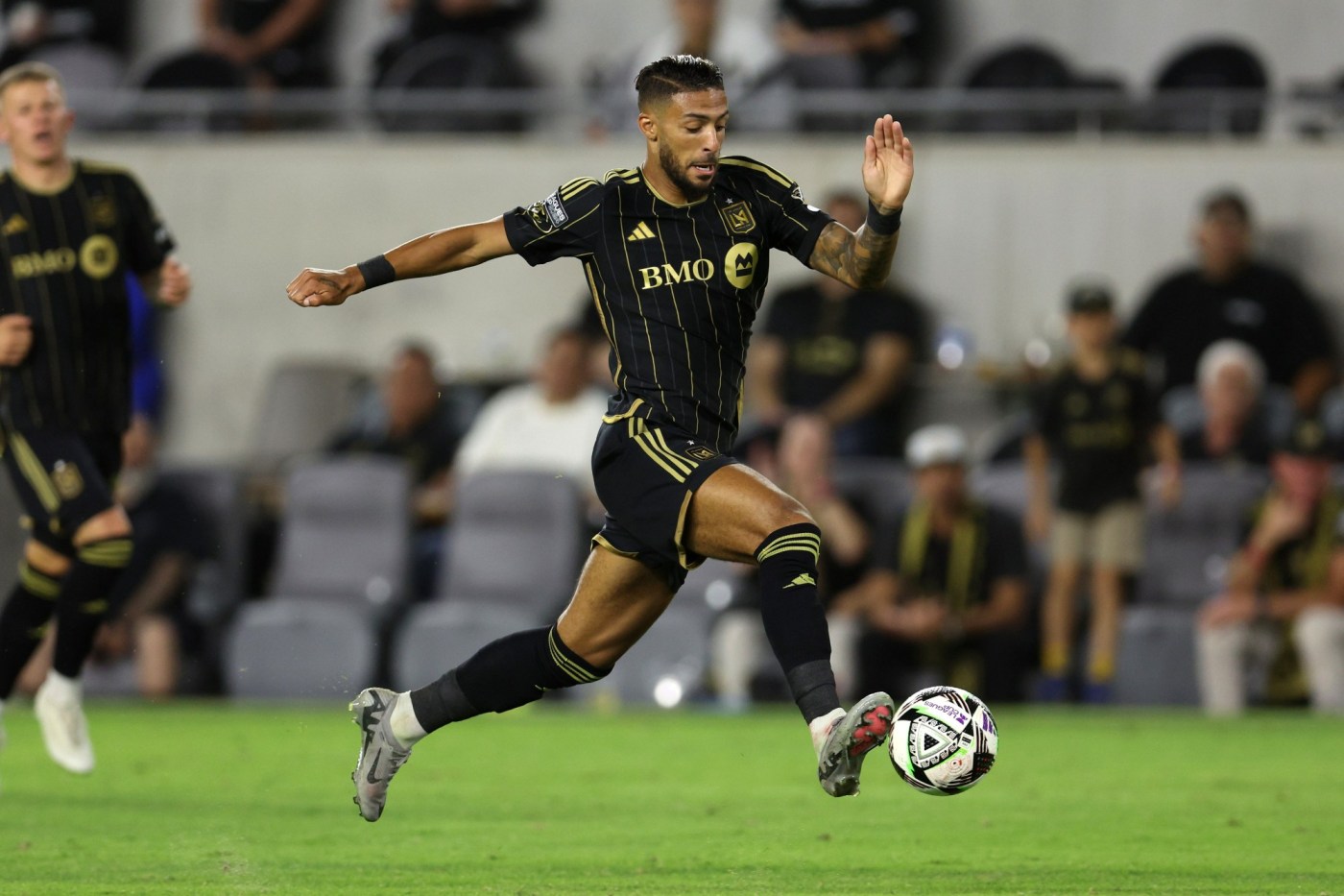LDN L LAFC 0727 28 1 RtyHab