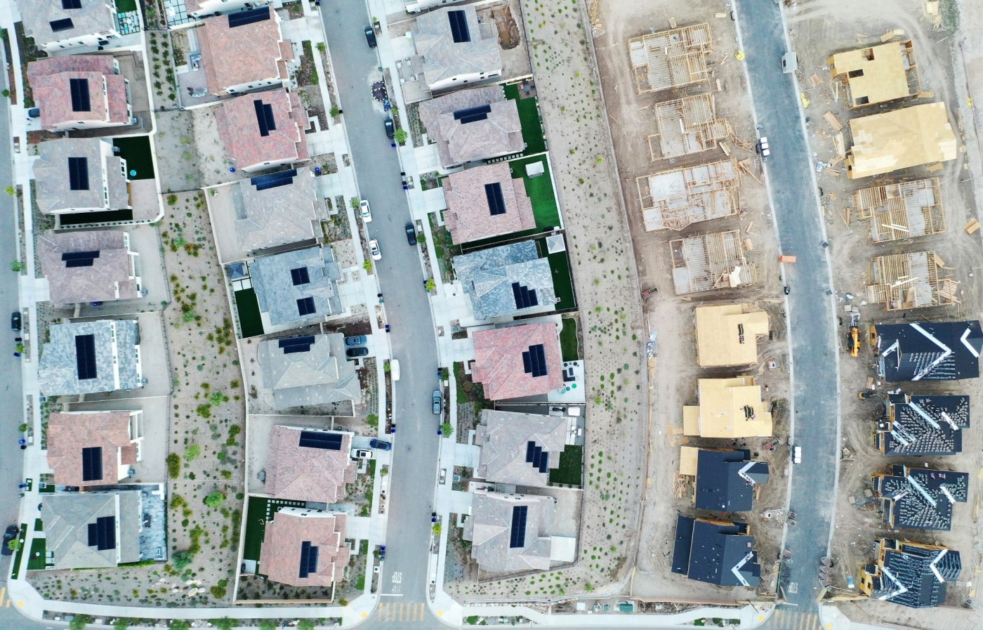 Turnaround for ‘really strange’ housing market still a year off, economists say 1 OCR Z HOUSING STARTS sm28fn