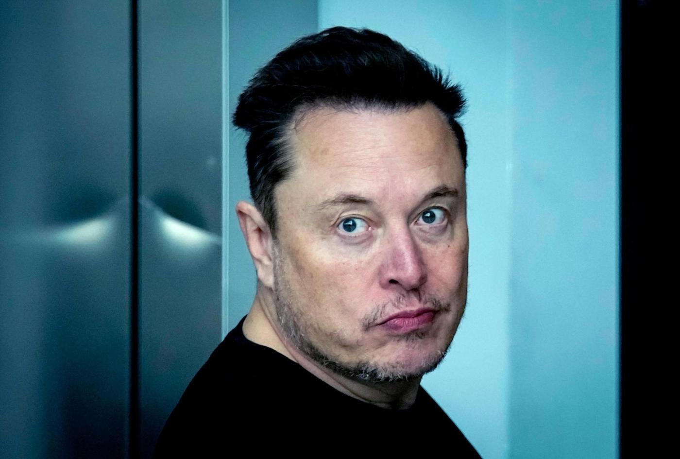 Tesla Musk Pay 19774 c834f9 ySYZ8O