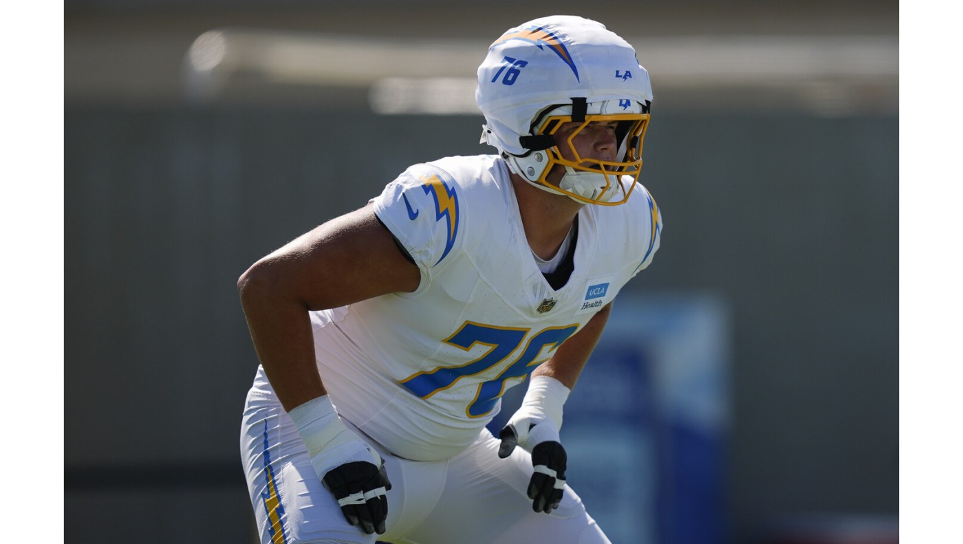Chargers rookie Joe Alt making strong case to start at right tackle 1 imageedit 3 27177534 16x9 1 vbSu4b