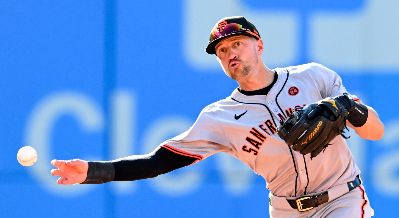 Dodgers sign veteran shortstop Nick Ahmed, place Miguel Rojas on IL 1 imageedit 5 5513516276 3kwlwb
