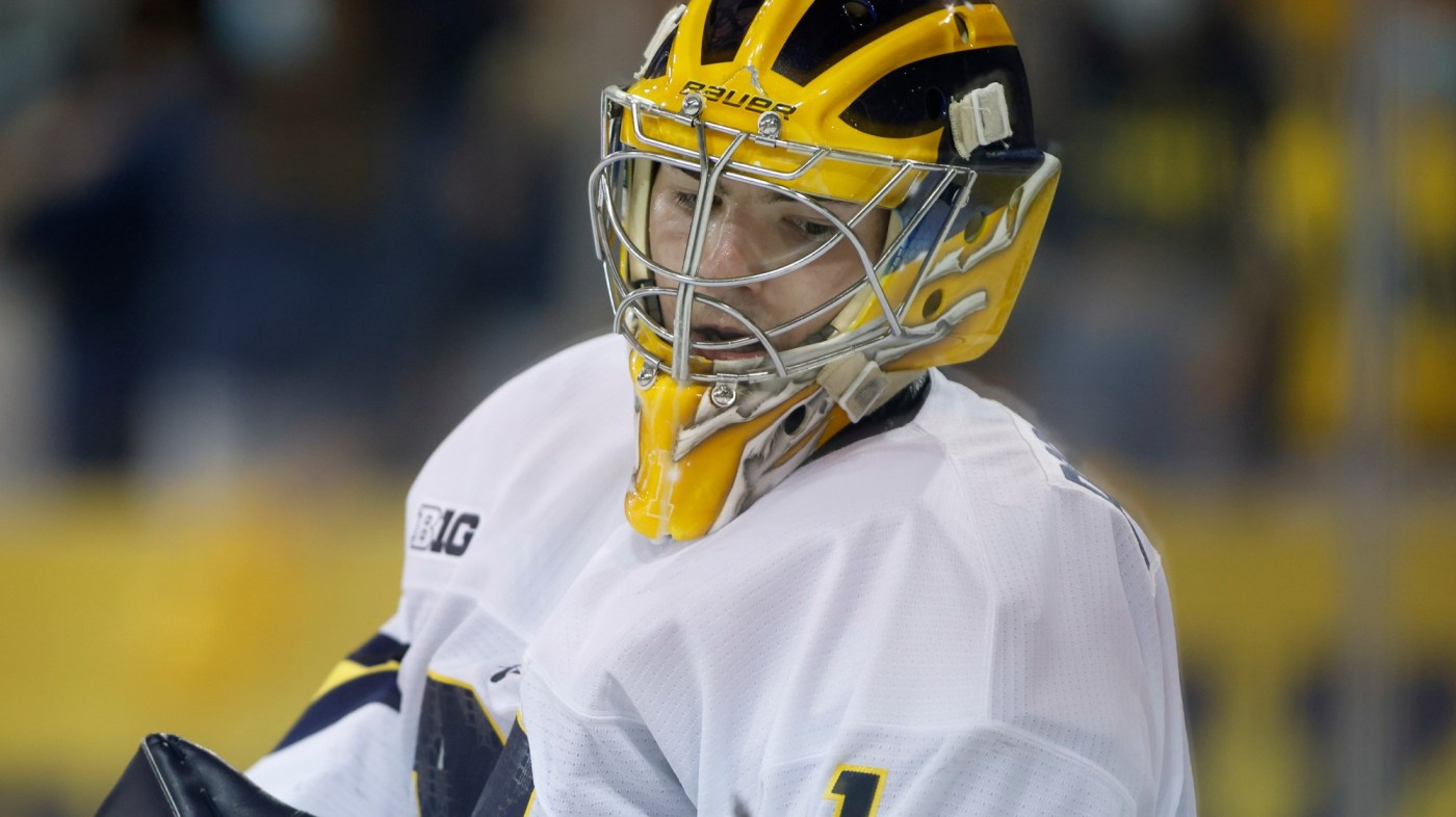 Kings re-sign top goalkeeping prospect Erik Portillo 1 AP21284375502496 qN2Zbv