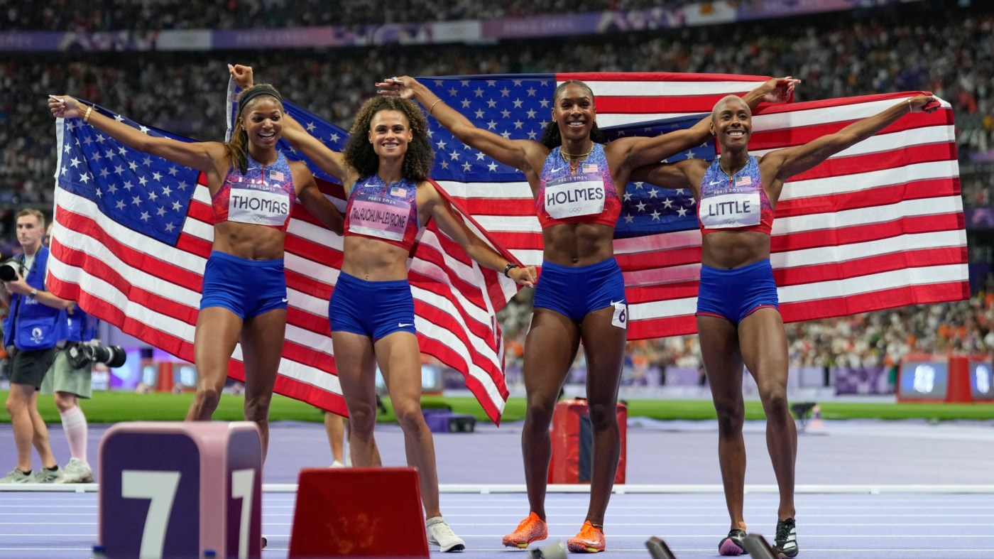 U.S. women tear up the track to claim 4×400 relay gold 1 AP24223801357947 gbdtWA