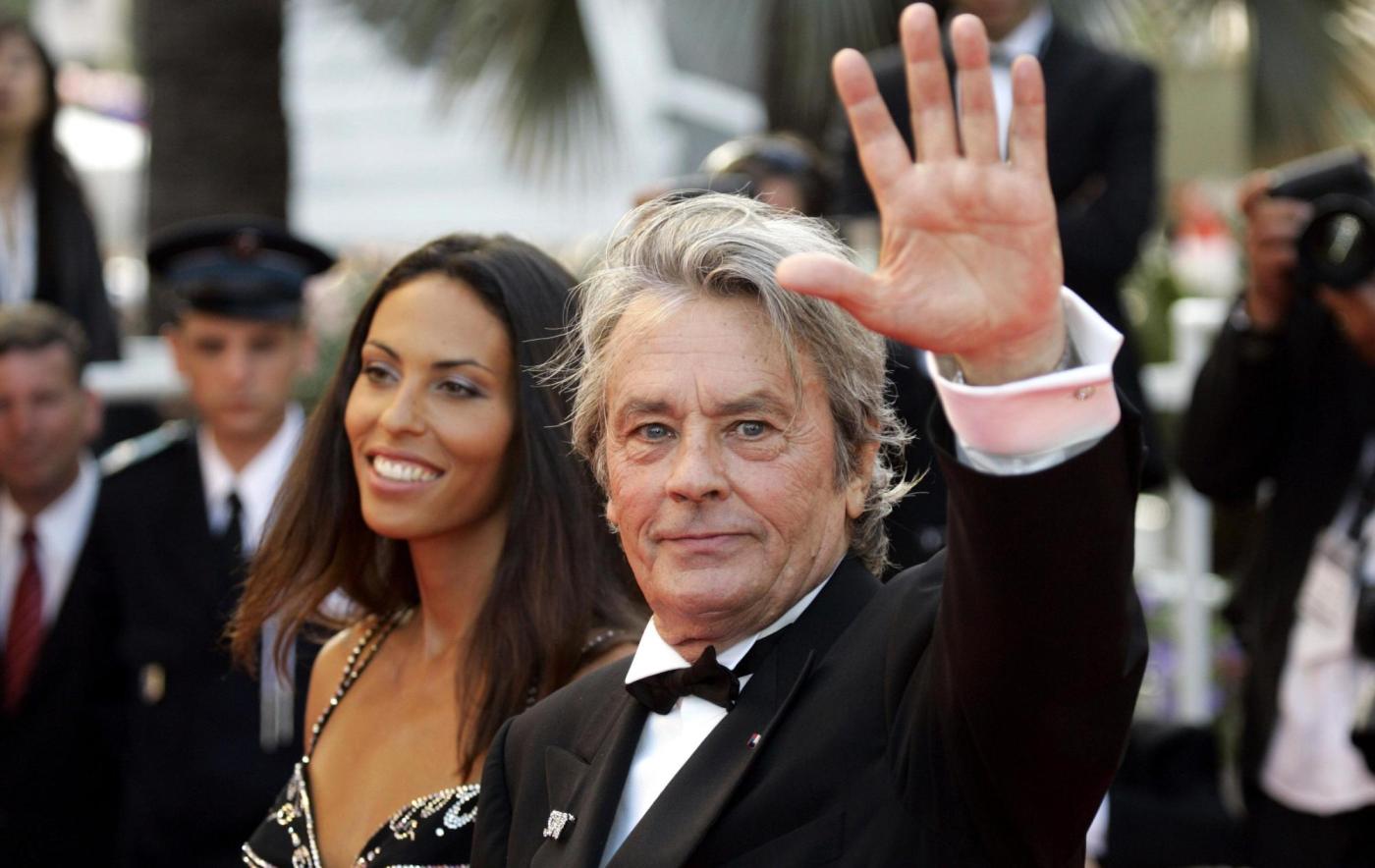 Late French film star Alain Delon wanted his dog buried with him. The dog gets to live 1 France Obit Alain Delon 57494 d1e1e5