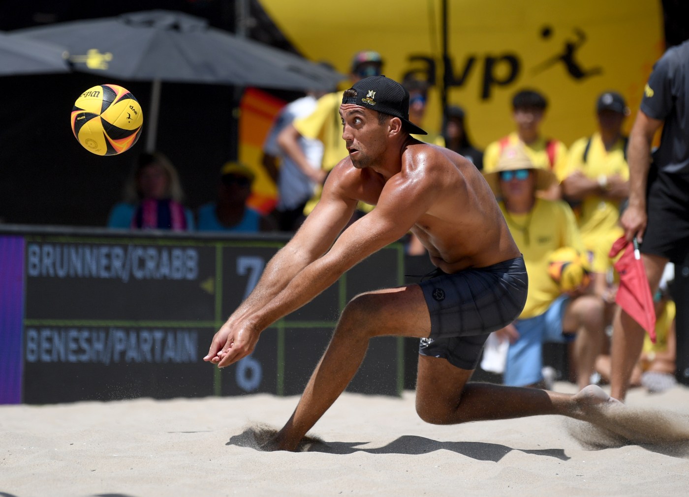 Manhattan Beach Open: Crabb and Brunner, Kloth and Nuss take home championships 1 LDN L AVP MEN 0819 3 1 4cTqpd