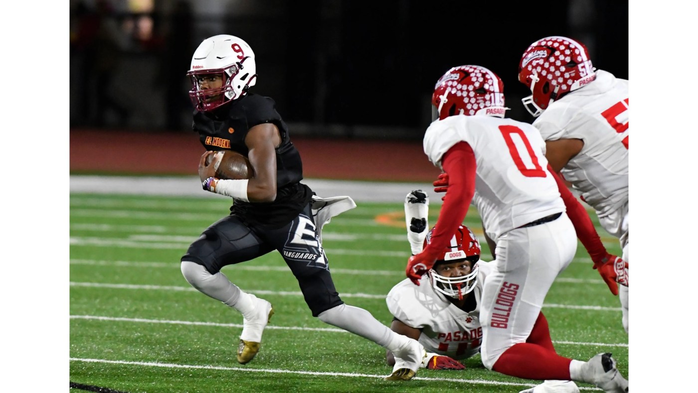 Orange County’s top committed junior and senior football recruits, Aug. 21 1 OCR L HSFB RECRUITS 0821 01 X2wDwq