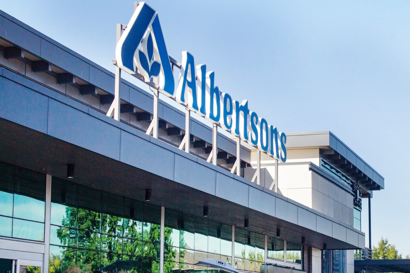 Kroger and Albertsons head to court to defend merger plan 1 OCR Z KROGER COURT 0827