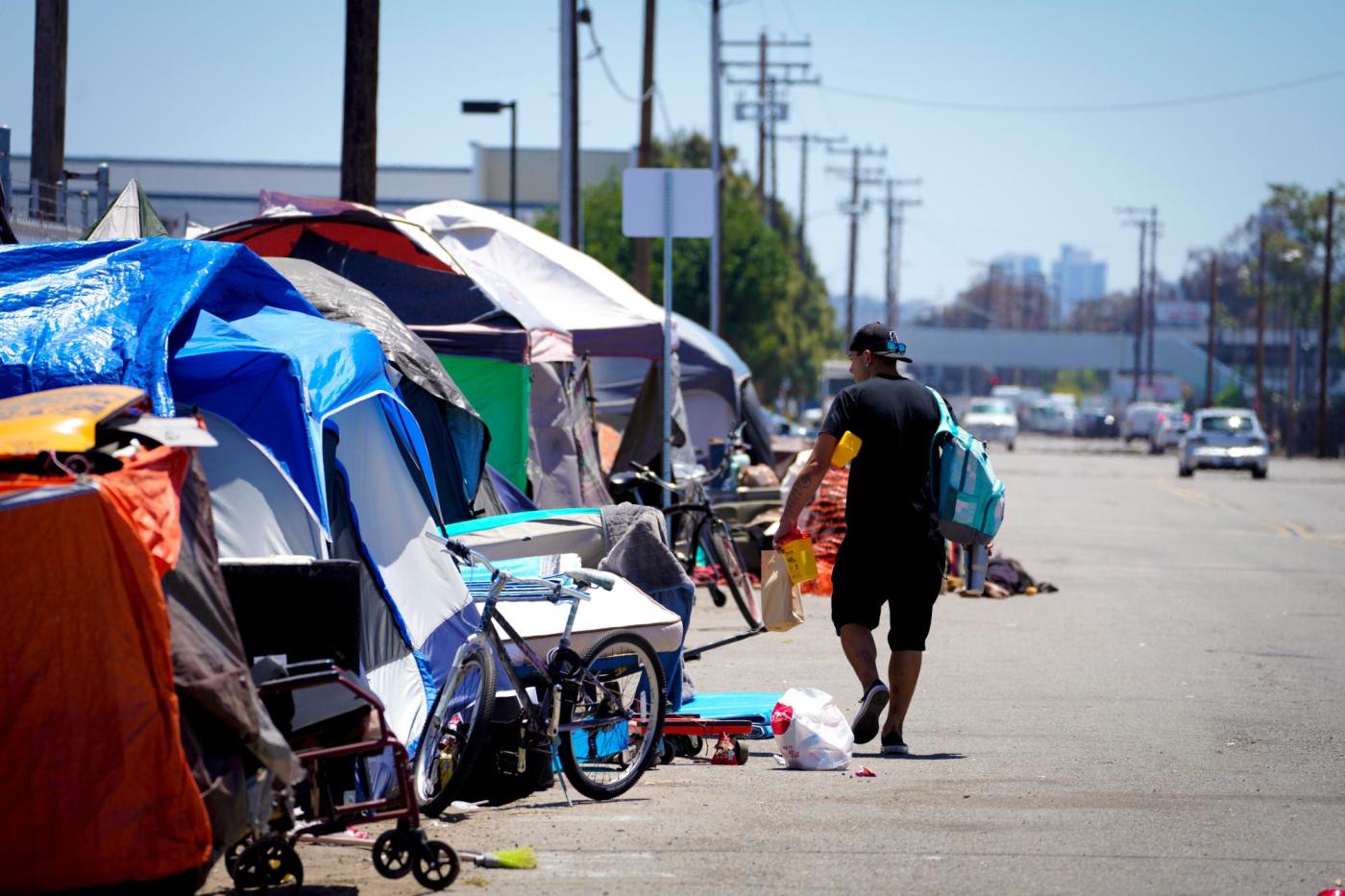 The tight link between domestic violence and homelessness 1 SUT L drug checking 13 MheV4K